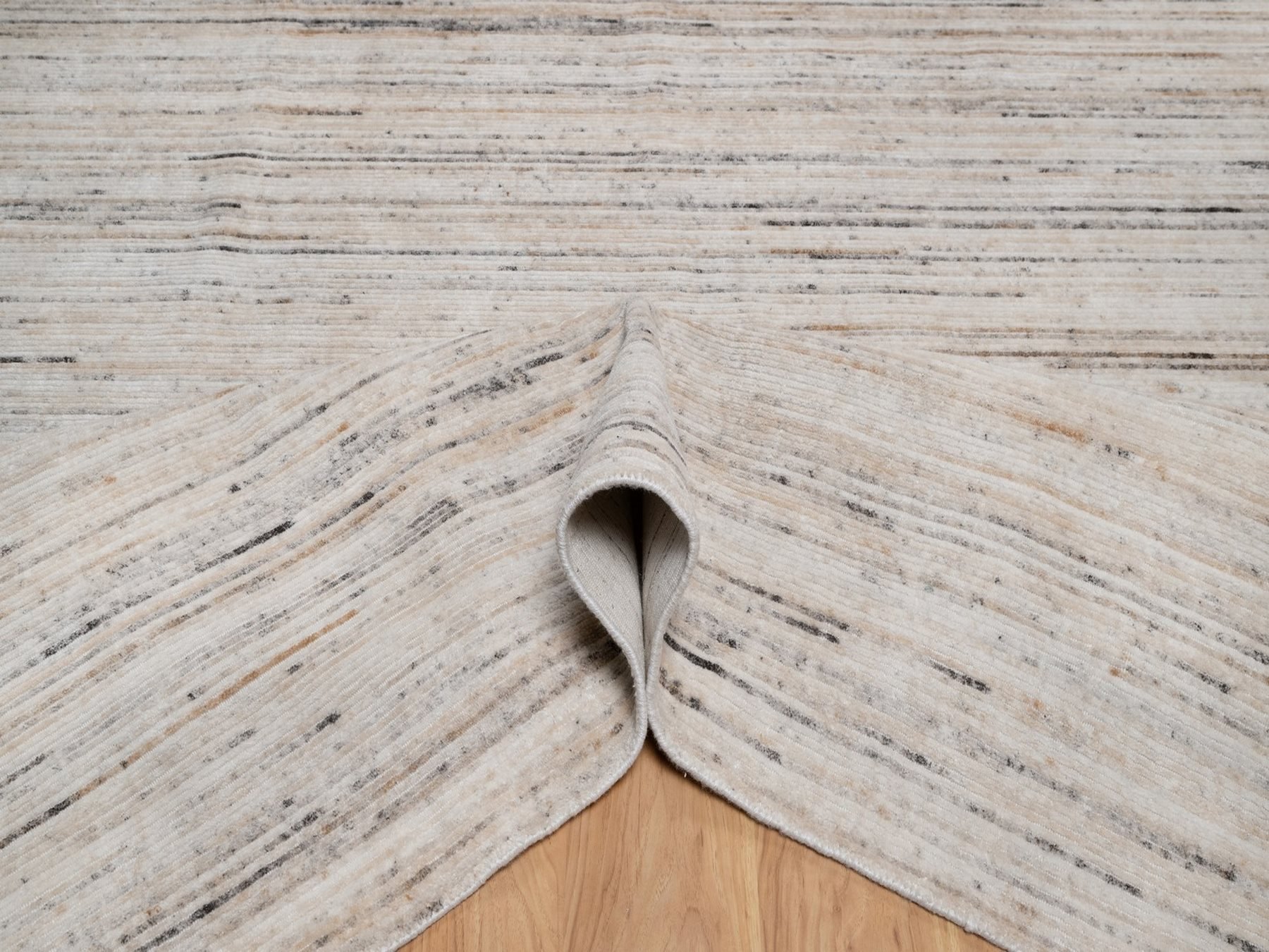9'1"x12' Parchment White, Variegated Textured Modern Design, Indoor, Outdoor, Thick and Plush, Hand Loomed, Oriental Rug HR91873 - Image 5