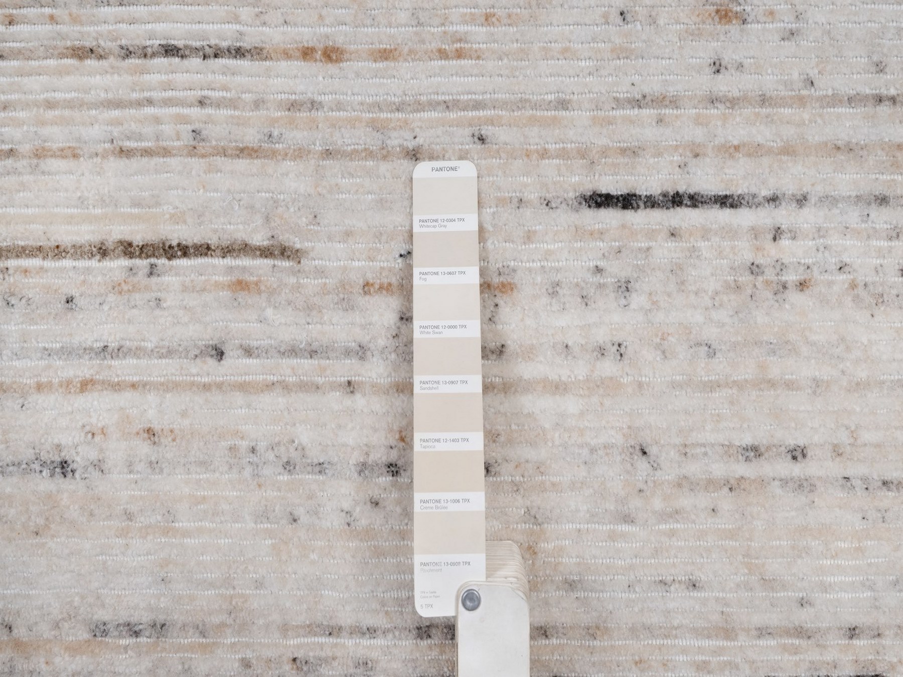 9'1"x12' Parchment White, Variegated Textured Modern Design, Indoor, Outdoor, Thick and Plush, Hand Loomed, Oriental Rug HR91873 - Image 7
