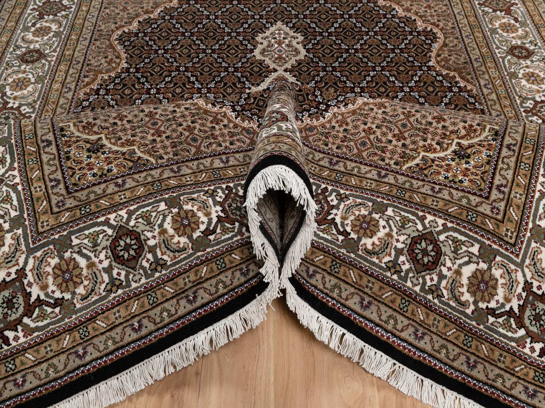6'x9'1" Onyx Black, Hand Knotted, 175 KPSI, Tabriz Mahi with Fish Medallion Design, 100% Wool, Oriental Rug HR91983 - Image 5