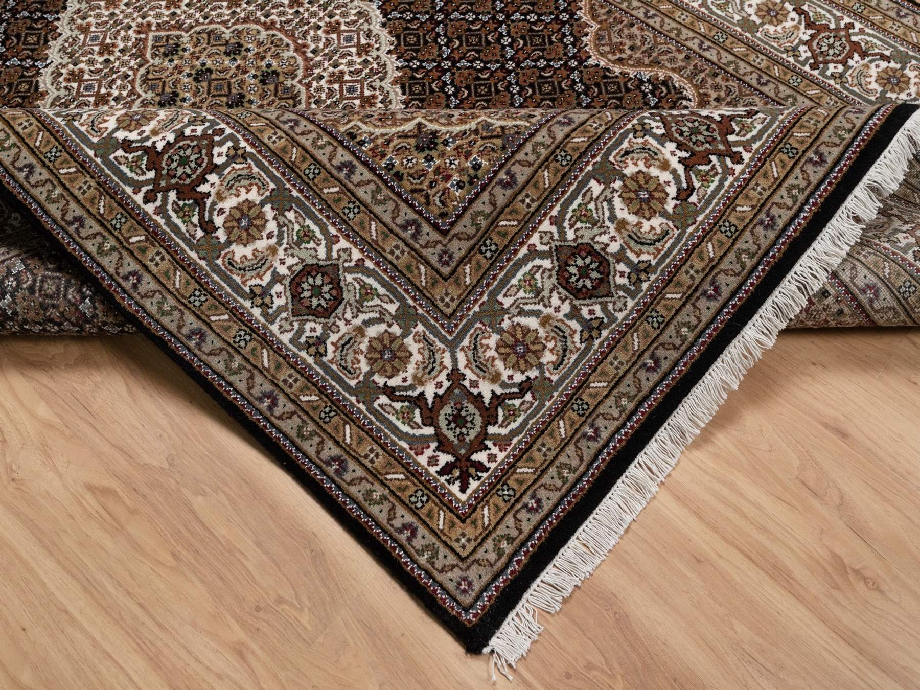 6'x9'1" Onyx Black, Hand Knotted, 175 KPSI, Tabriz Mahi with Fish Medallion Design, 100% Wool, Oriental Rug HR91983 - Image 6