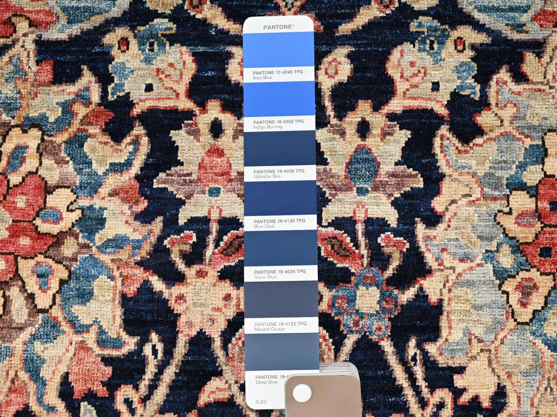 5'1"x14'6" Moonlit Ocean Blue, Peacock Persian Sickle Leaf Design, Vegetable Dyes, Pure Wool, Hand Knotted, Aryana Grade, Soft Pile, Densely Woven, Wide Runner, Oriental Rug HR1637 - Image 4