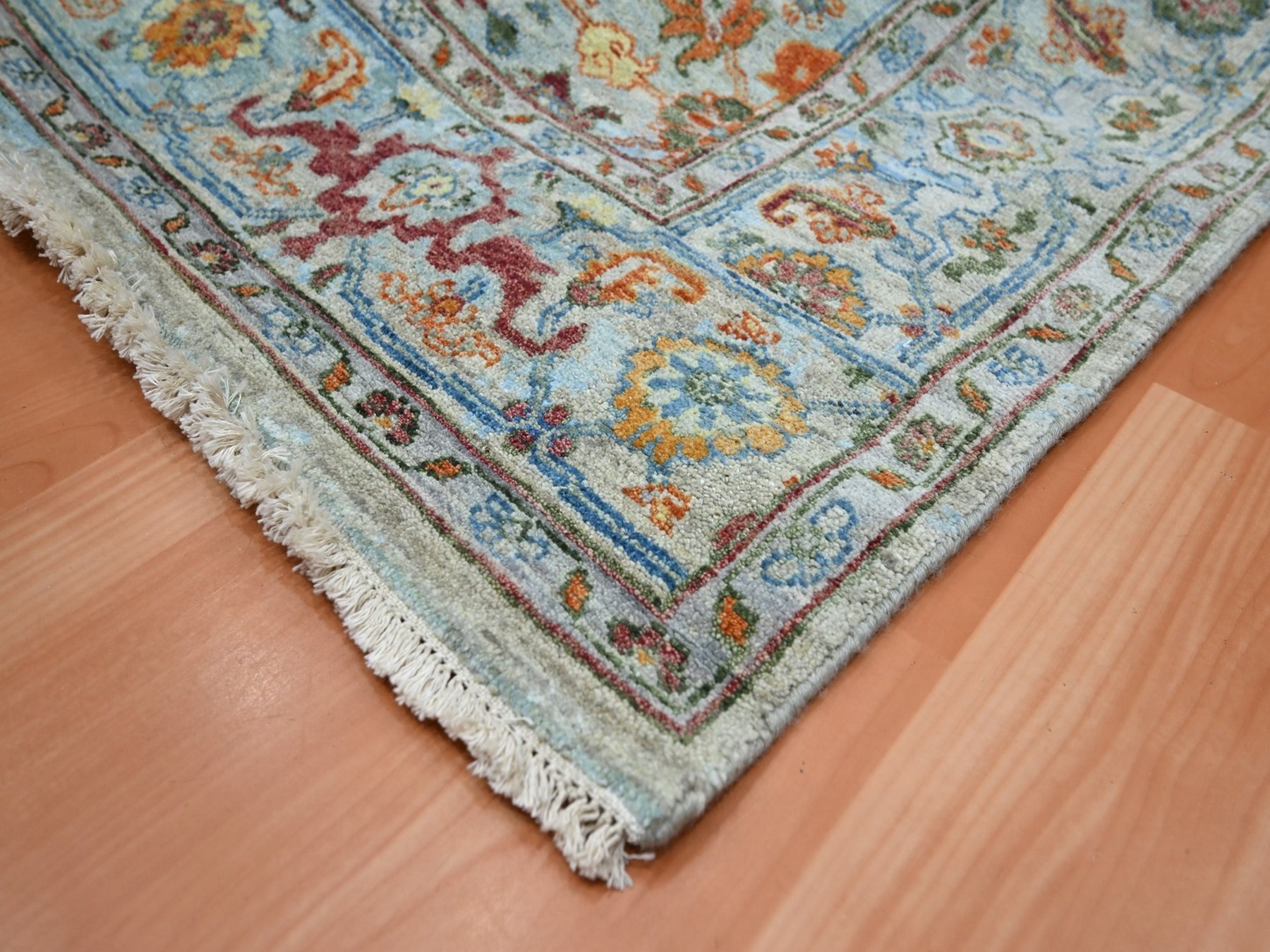 6'x9' Baby Blue with Orange Leafs, Sultanabad Reimagined, Hand Knotted, Pure Wool, Zero Pile, Cropped Low, Vegetable Dyes, Oriental Rug HR75802 - Image 6