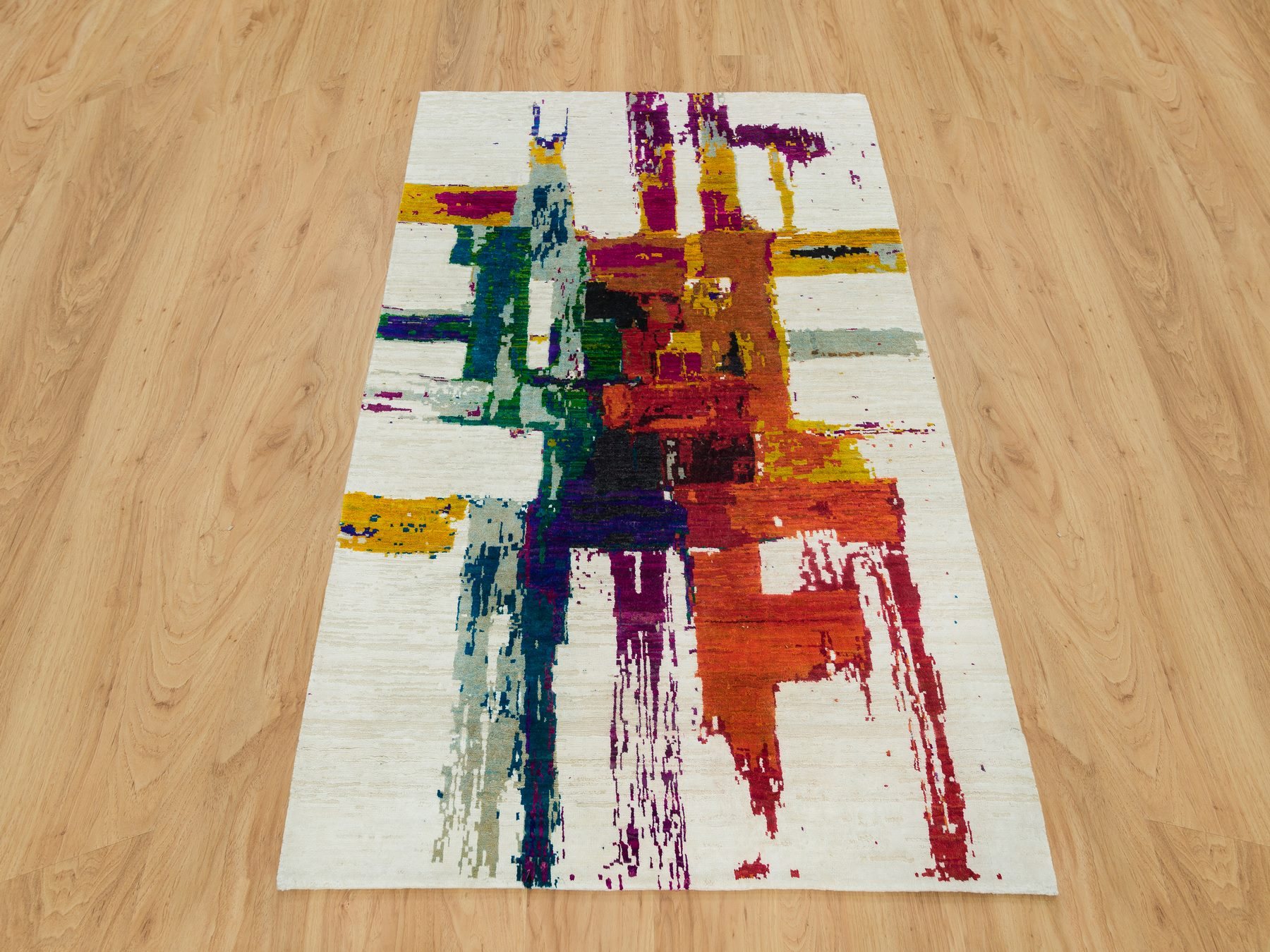 4'x5'10" Castle Ivory, Modern Abstract Motifs and Painter's Brush Strokes, Oriental Wool and Sari Silk Hand Knotted Rug HR90249 - Image 2