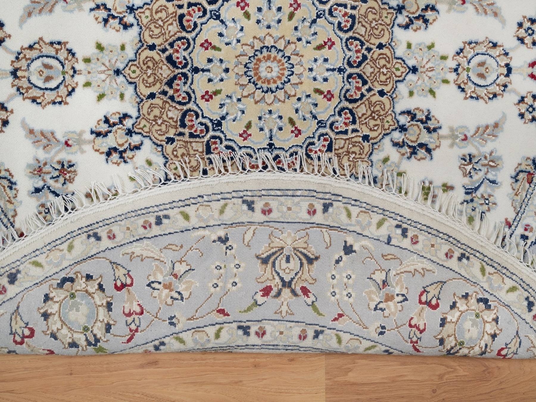 5'2"x5'2" Alabaster White, Nain with Flower Medallion Design, 250 KPSI, Soft Pile, Wool and Silk, Hand Knotted, Round, Oriental Rug SHR92012 - Image 3
