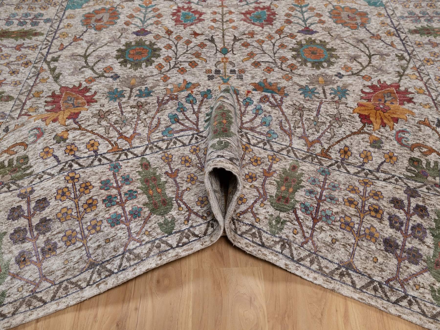 8'x10' Pearl White, Hand Knotted, Directional Vase Design, Silk with Textured Wool, Oriental Rug HR92053 - Image 5