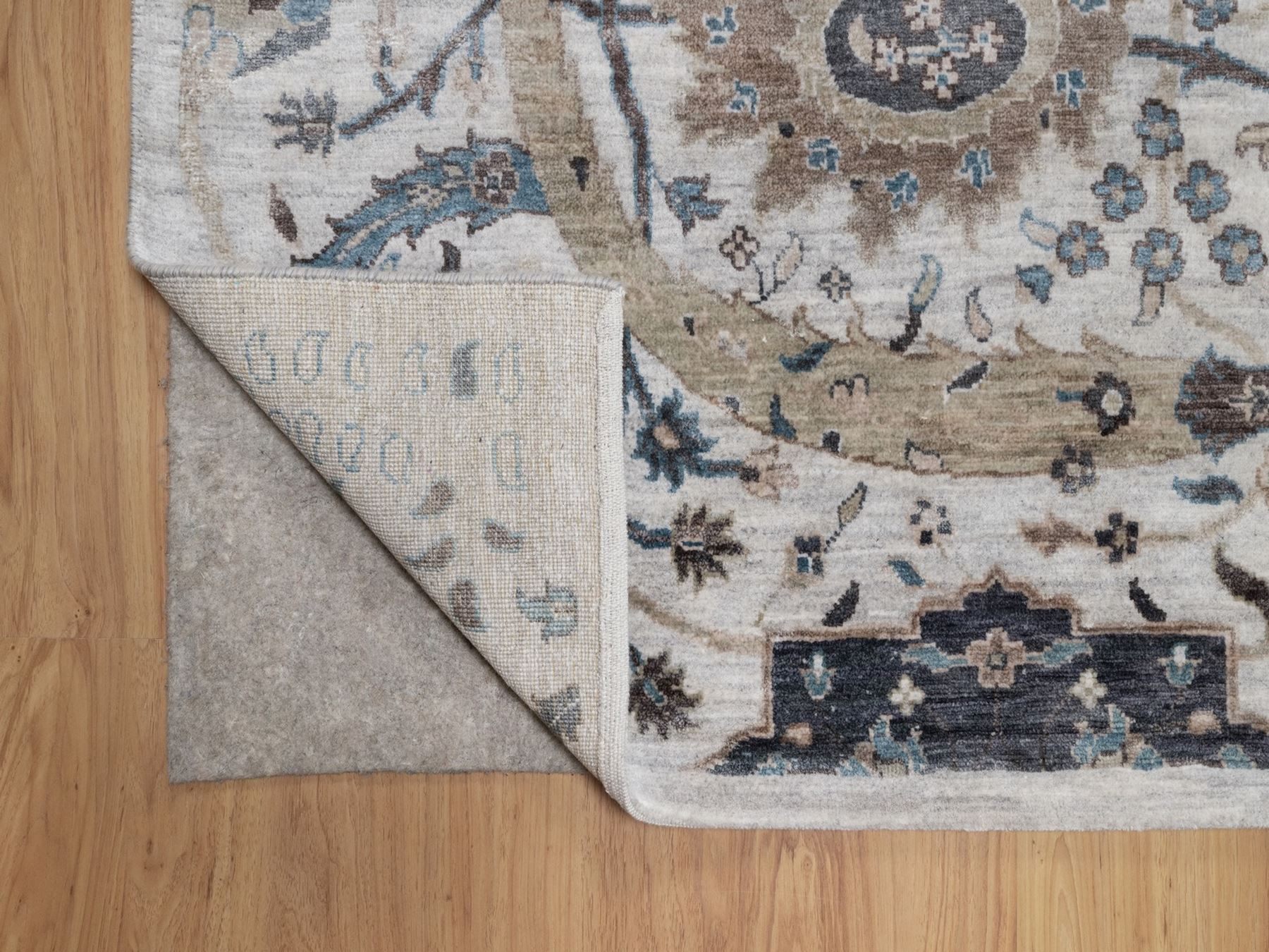 8'x10' Light Gray, Sickle Leaf Design, Silk with Textured Wool, Plush and Lush, Hand Knotted, Borderless, Oriental Rug HR92084 - Image 4