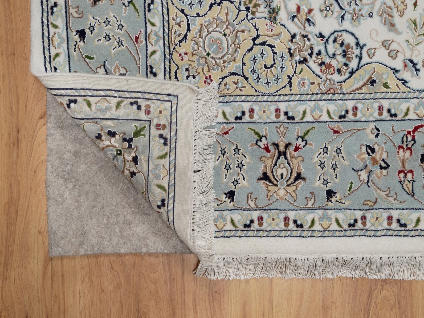 6'x6' Pearl White, 250 KPSI, Soft Pile, Nain with Flower Medallion Design, Wool and Silk, Hand Knotted, Square, Oriental Rug HR92094 - Image 3