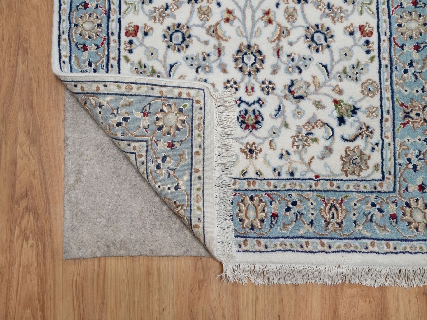 2'9"x12'3" Daisy White, Nain with All Over Design, 250 KPSI, Soft Pile, Hand Knotted, Wool and Silk, Runner, Oriental Rug HR92108 - Image 3