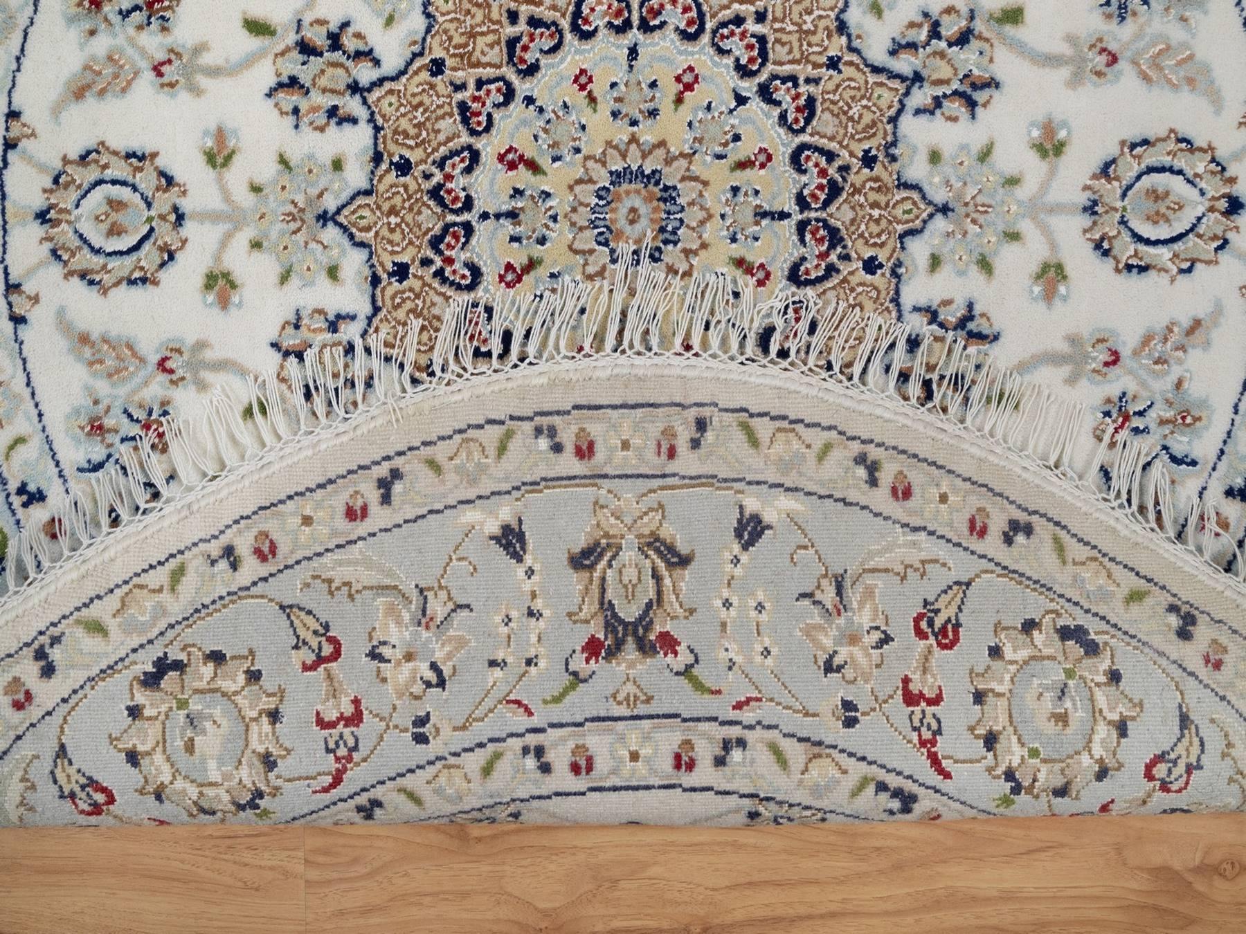 4'2"x4'2" Pearl White, Wool and Silk, 250 KPSI, Nain with Flower Medallion Design, Hand Knotted, Soft Pile, Round, Oriental Rug HR92136 - Image 3