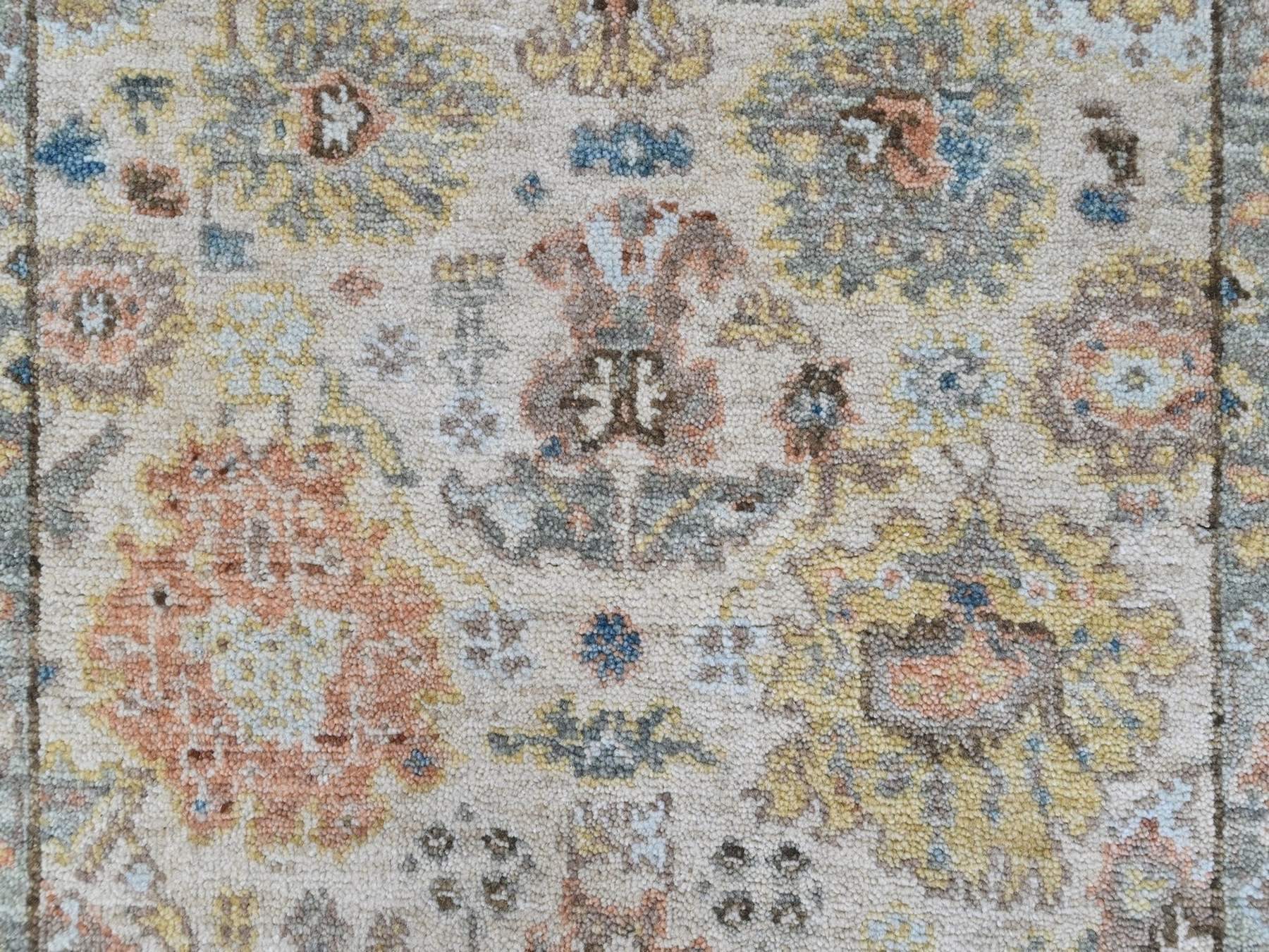 2'x3' Beige, Oushak with All Over Design, Dense Weave, Thick and Plush, Hand Knotted, Pure Wool, Mat, Sample, Oriental Rug HR10363 - Image 4