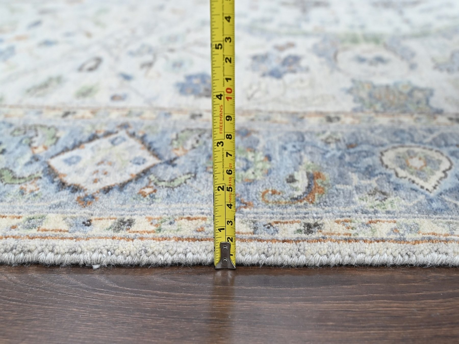 5'x7' Oyster Gray, Oushak with Floral Motifs, Hand Knotted, Soft Pile, Denser Weave, Pure Wool, Oriental Rug HR10366 - Image 7