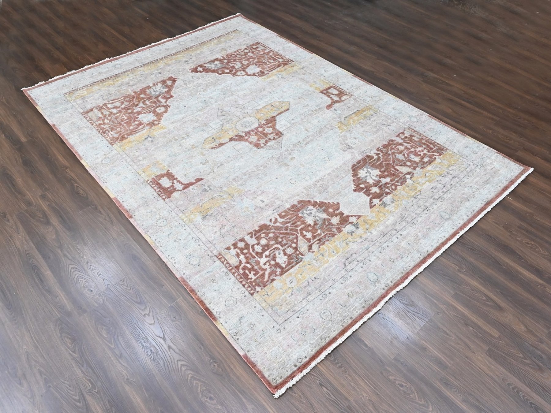 9'10"x14' Irish Cream White, Ziegler Mahal with Medallion Design, Zero Pile, Distressed, Distinct Abrash, Pure Wool, Hand Knotted, Oriental Rug HR10396 - Image 3