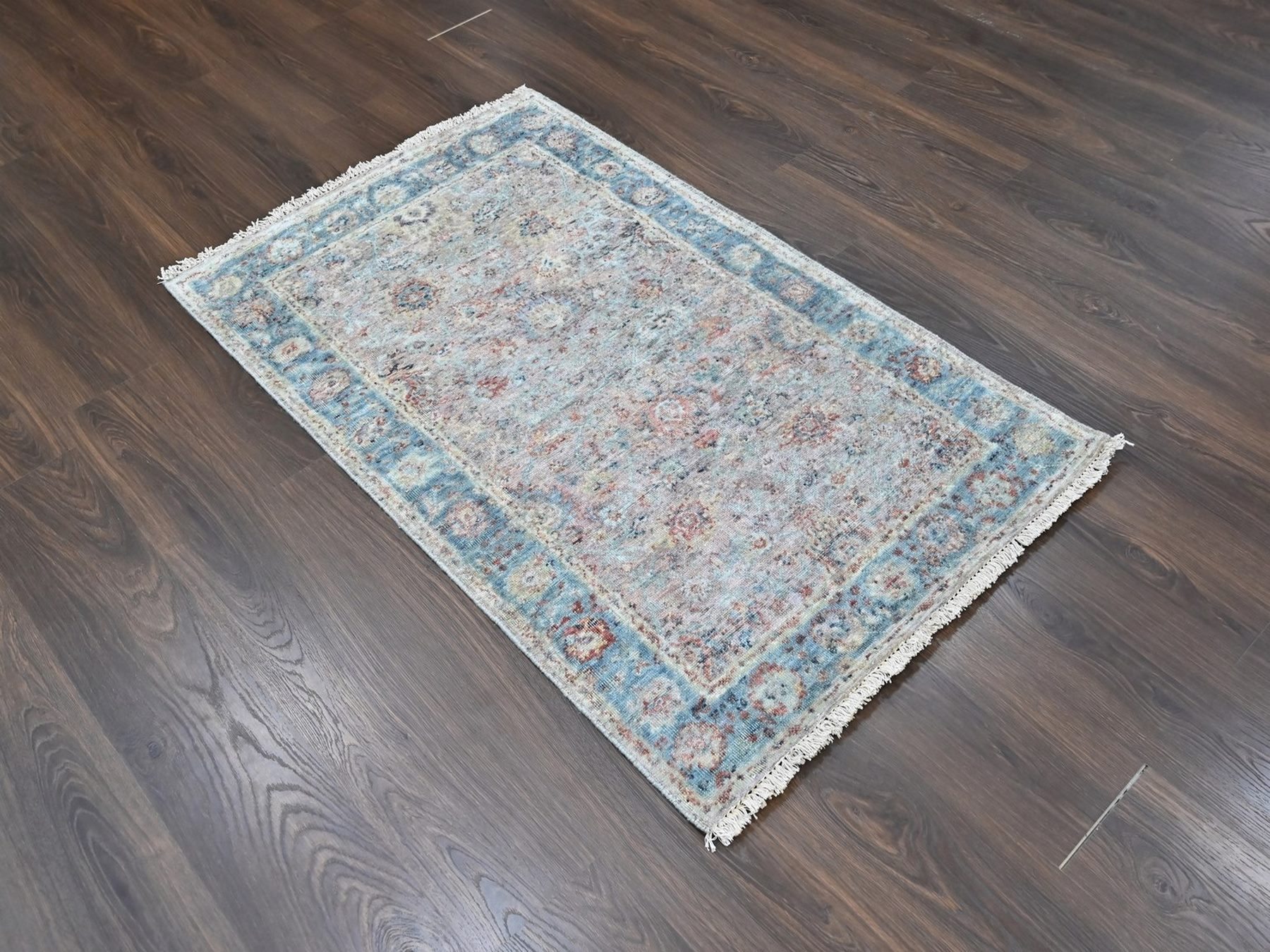 3'x4'10" Whisper Pink, Ziegler Mahal Design, Zero Pile, Distressed, Pure Wool, Hand Knotted, Oriental Rug HR10418 - Image 2