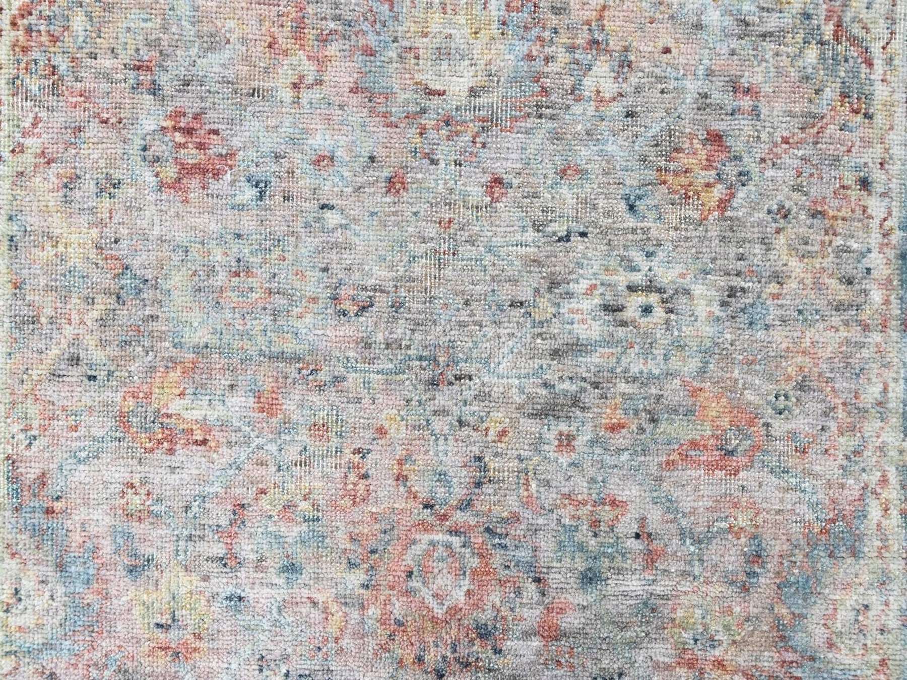 3'x4'10" Whisper Pink, Ziegler Mahal Design, Zero Pile, Distressed, Pure Wool, Hand Knotted, Oriental Rug HR10418 - Image 5