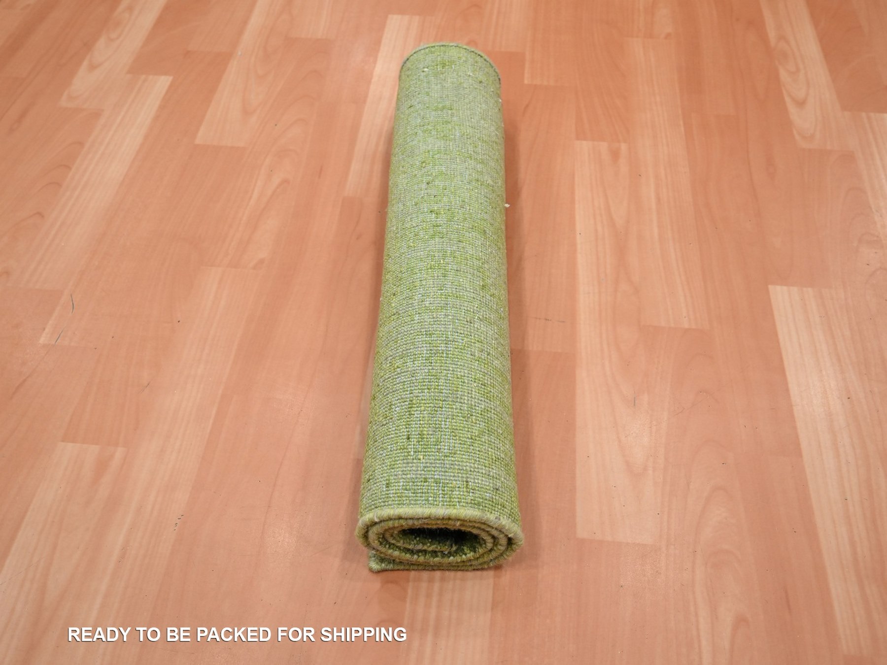 2'1"x3'2" Pickle Green, Vertical Ombre Design, Hand Knotted, Soft and Vibrant Wool, Densely Woven, Mat, Sample, Oriental Rug HR75862 - Image 5