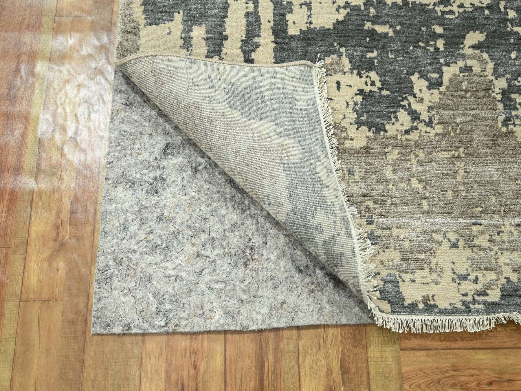 11'10"x15' Charcoal Gray & Beige, Modern Abstract Design with Natural Colors, Wool and Silk, Hand Knotted, Oversized, Oriental Rug HR76331 - Image 4