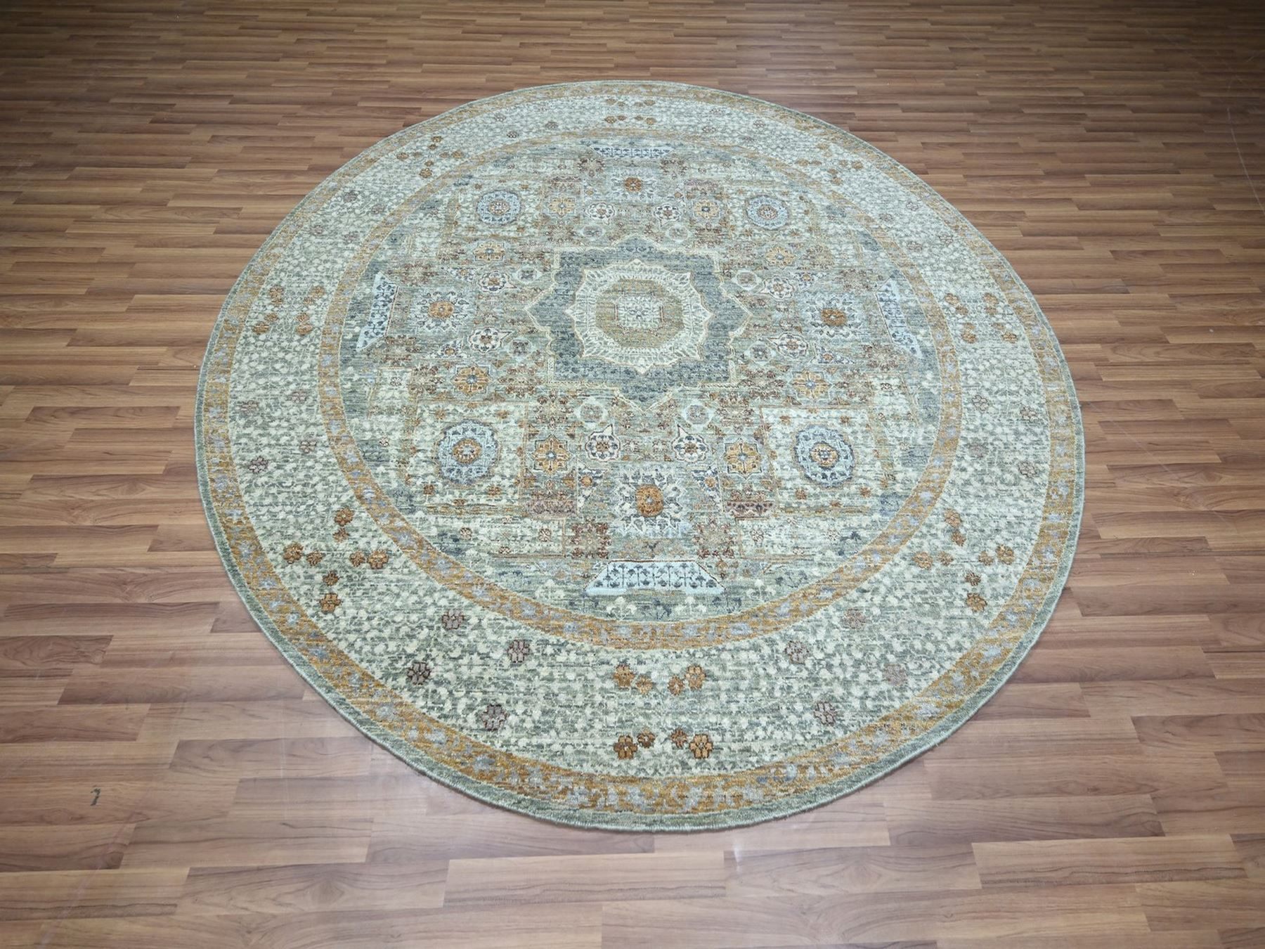 8'2"x8'2" Pistachio Green, Hand Knotted, Pre Historic 14th Century Influence, Mamluk Design, Natural Dyes, Pure Wool, Round, Oriental Rug HR76867 - Image 2