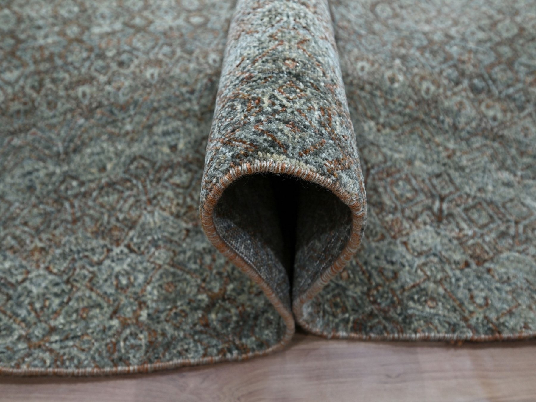 12'x12' Stone Gray, Tone on Tone, Hand Knotted, Kohinoor Herat Pattern, Soft Wool, Small Geometric Repetitive Diamond Design, Round, Oriental Rug HR76906 - Image 5