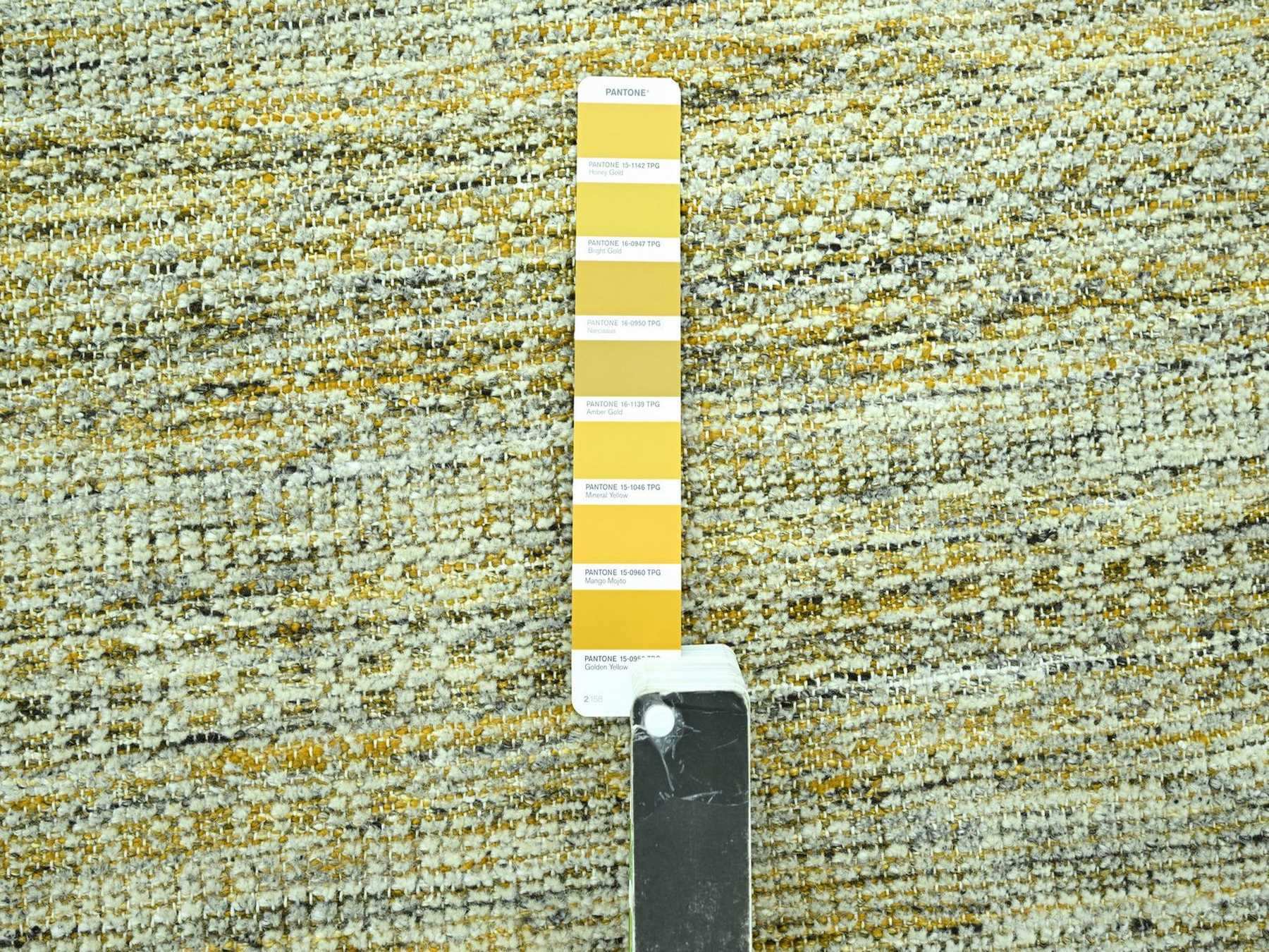 11'10"x15' Golden Yellow with Ivory, Oxidized and Distressed Grass Design with Exposed Warps, 100% Wool, Hand Knotted, Oversized, XL, Oriental Rug HR76928 - Image 7