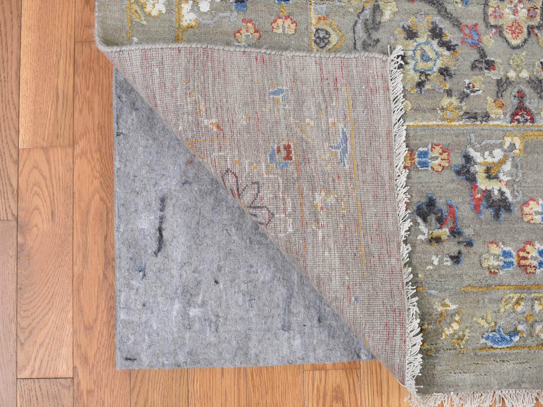 10'6"x10'6" Gentle Gray, THE SUNSET ROSETTES, Wool and Pure Silk, Hand Knotted, Square Oriental Rug HR87946 - Image 4