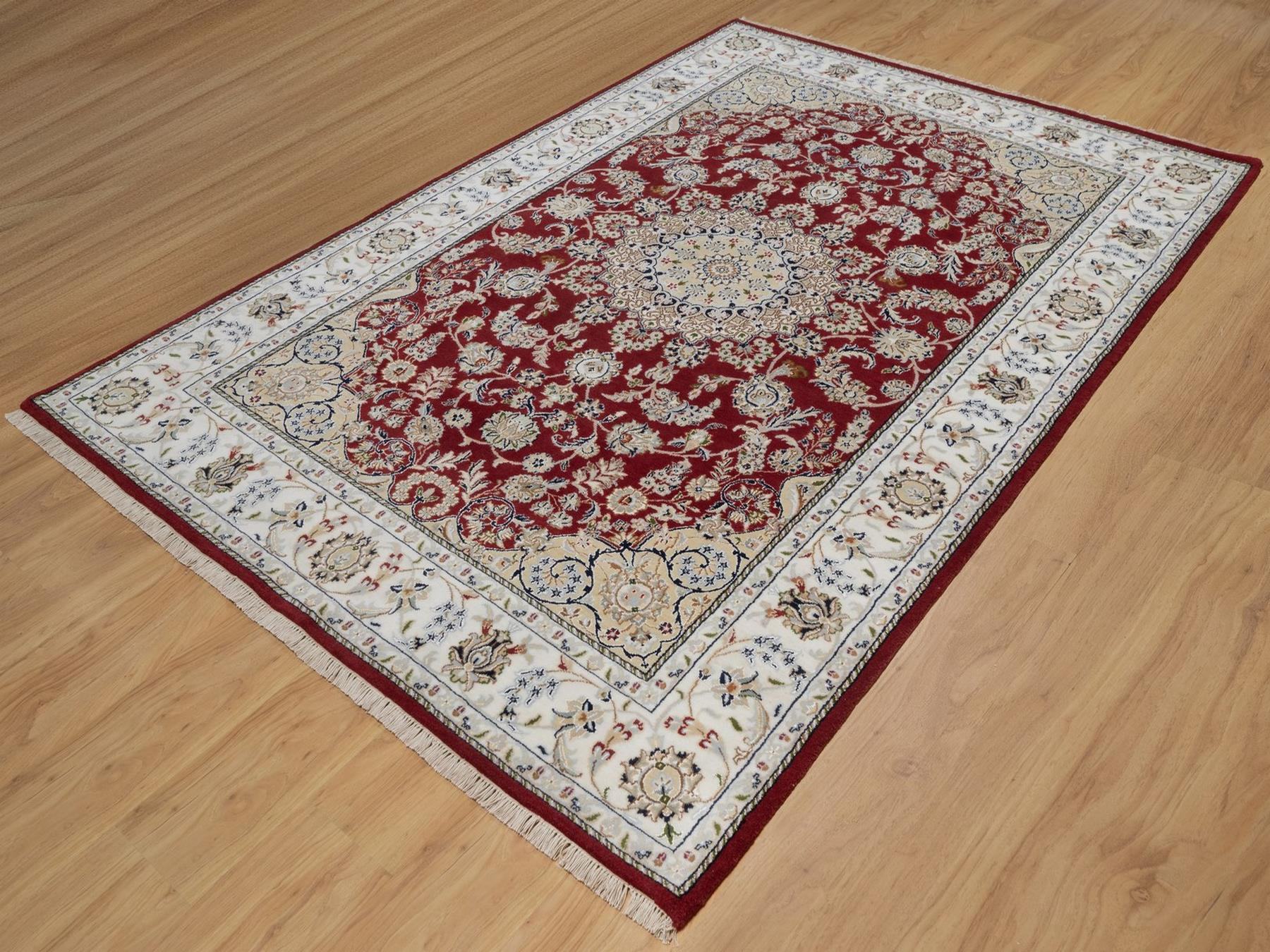 6'x9' Andorra Red, Nain with Flower Medallion Design, Hand Knotted, Wool and Silk, 250 KPSI, Soft Pile, Oriental Rug HR91641 - Image 3
