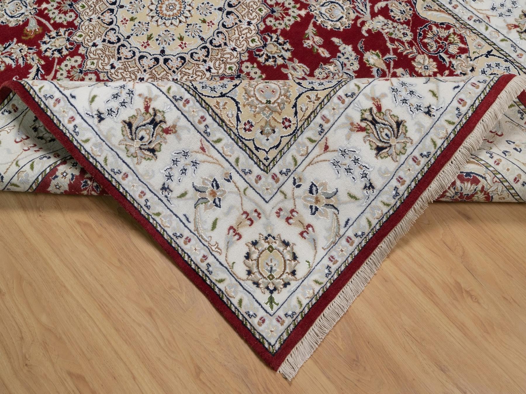 6'x9' Andorra Red, Nain with Flower Medallion Design, Hand Knotted, Wool and Silk, 250 KPSI, Soft Pile, Oriental Rug HR91641 - Image 6
