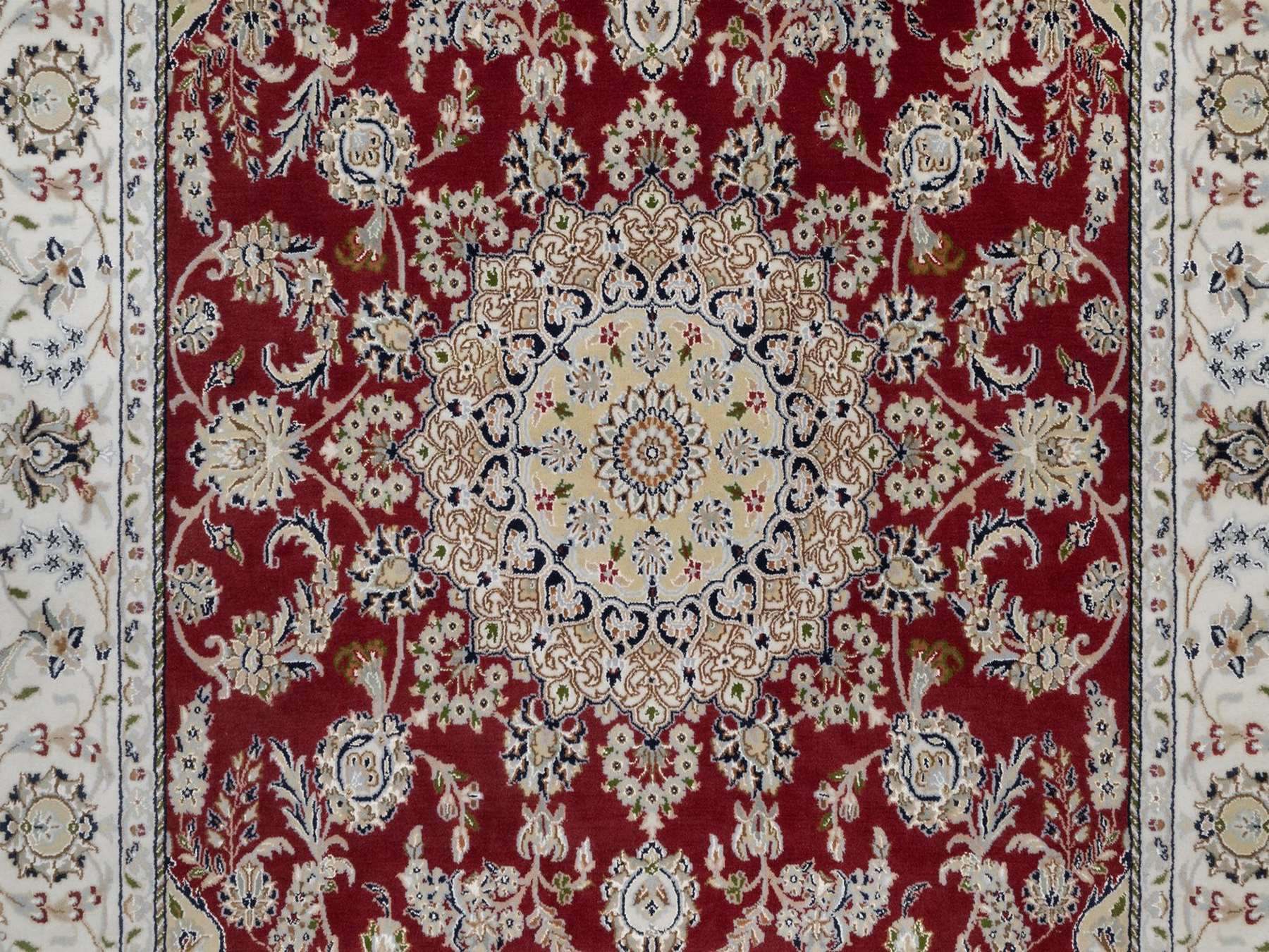 6'x9' Andorra Red, Nain with Flower Medallion Design, Hand Knotted, Wool and Silk, 250 KPSI, Soft Pile, Oriental Rug HR91641 - Image 8