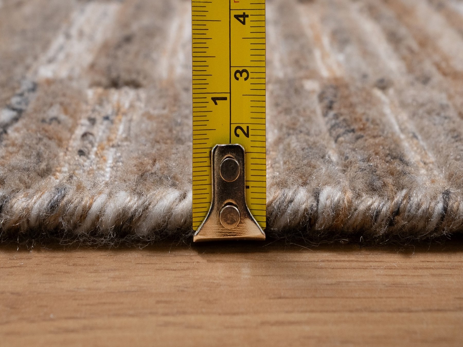 2'7"x10' Camel Brown, Hand Loomed, Modern Grid Pattern, Natural Wool, Thick and Plush, Runner, Oriental Rug HR92189 - Image 7
