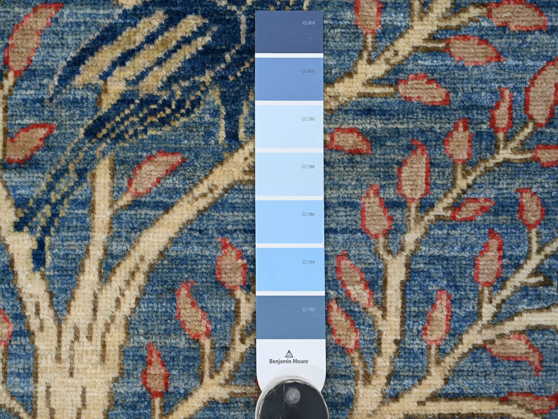 2'8"x7'10" Bayern Blue, Soft and Shiny Wool, Afghan Peshawar with Birds of Paradise Design, Vegetable Dyes, Hand Knotted, Runner, Oriental Rug HR21637 - Image 3