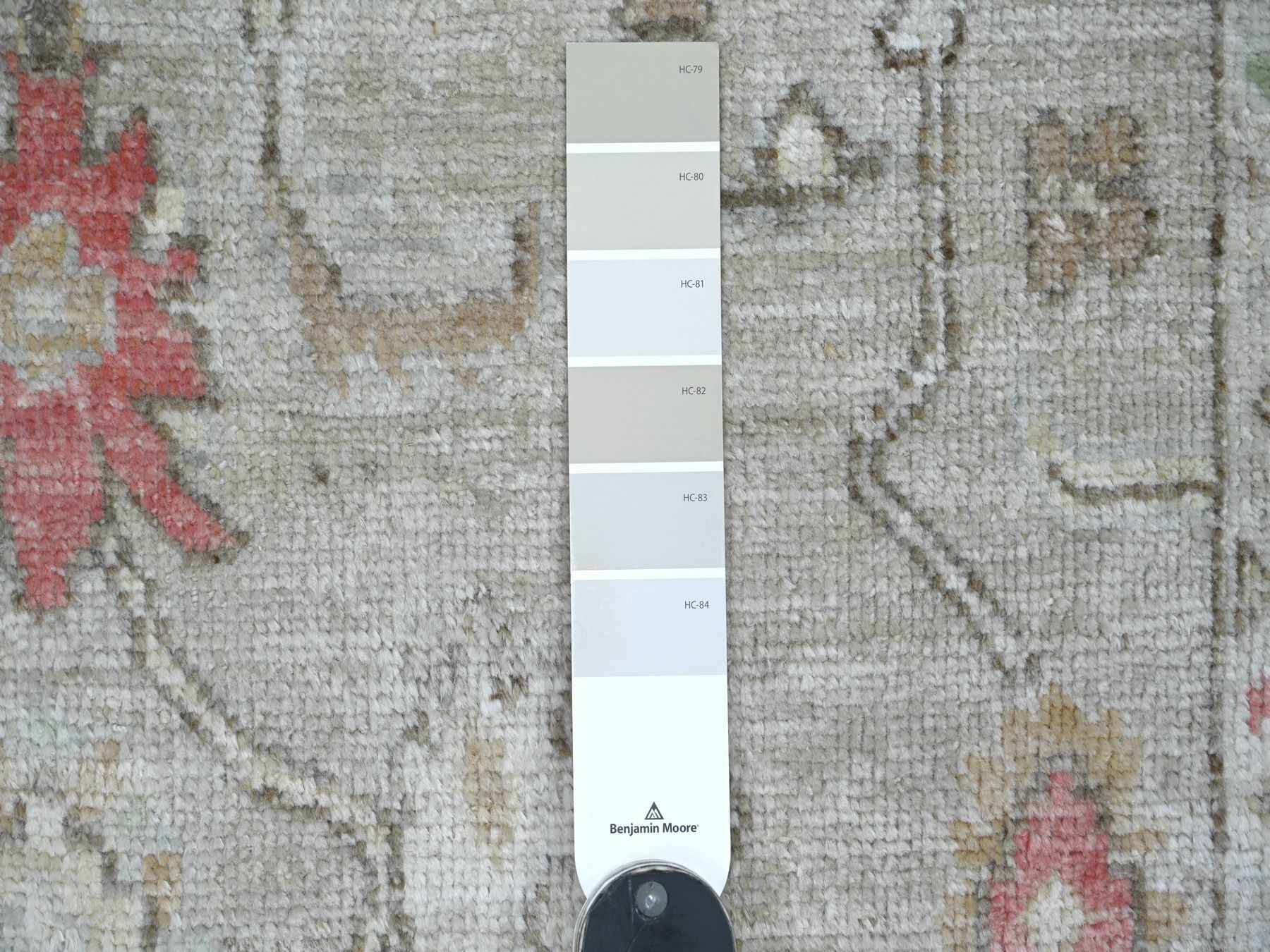 4'2"x6'3" Spanish Gray, Afghan Angora Oushak with All Over Vines Design, Vegetable Dyes, Hand Knotted, 100% Wool, Oriental Rug HR21758 - Image 3