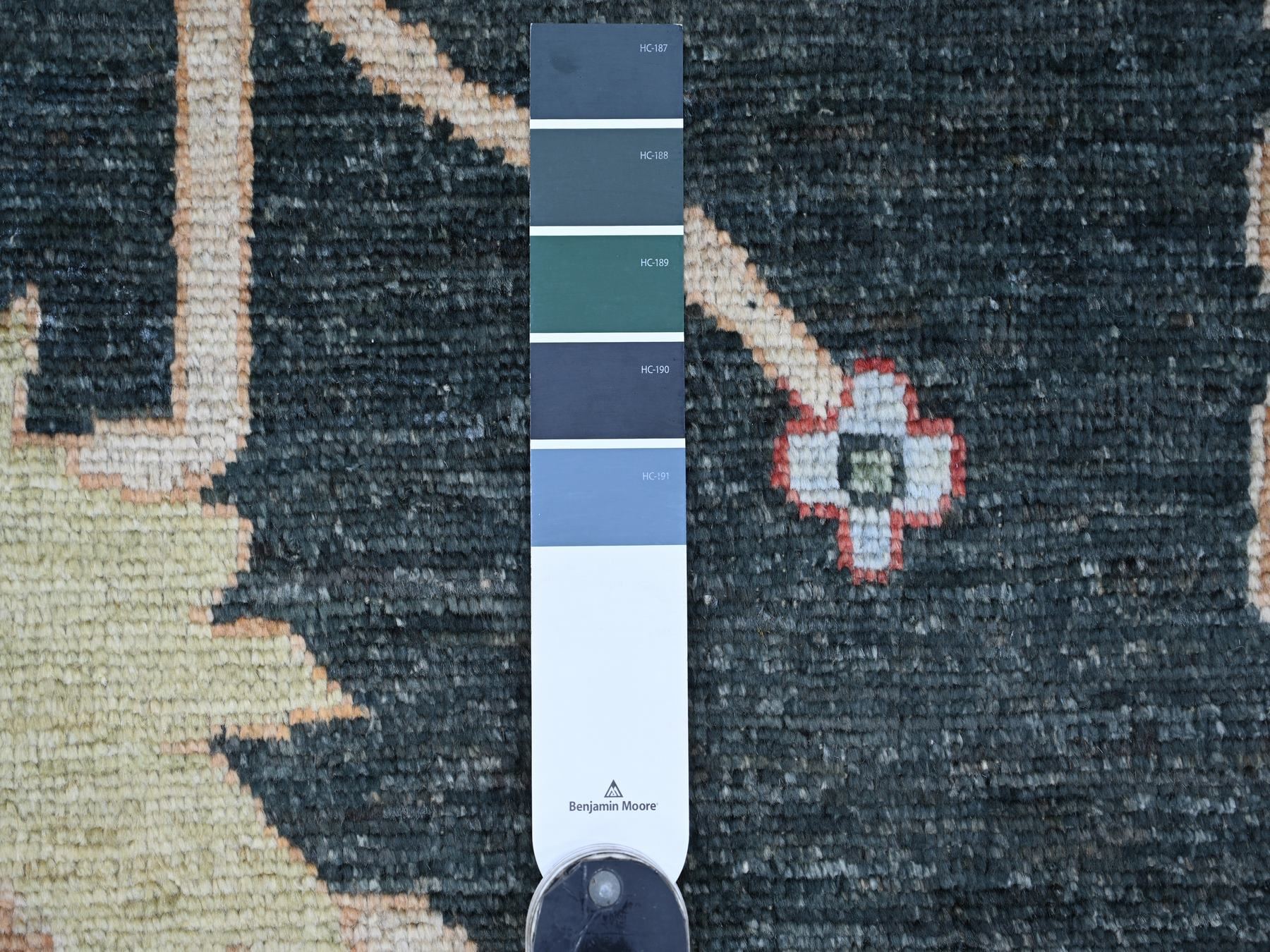 12'1"x15'7" Charleston Green, Afghan Angora Oushak with Colorful Leaf Design, Hand Knotted, 100% Wool, Vegetable Dyes, XL, Oversized, Oriental Rug HR22184 - Image 7