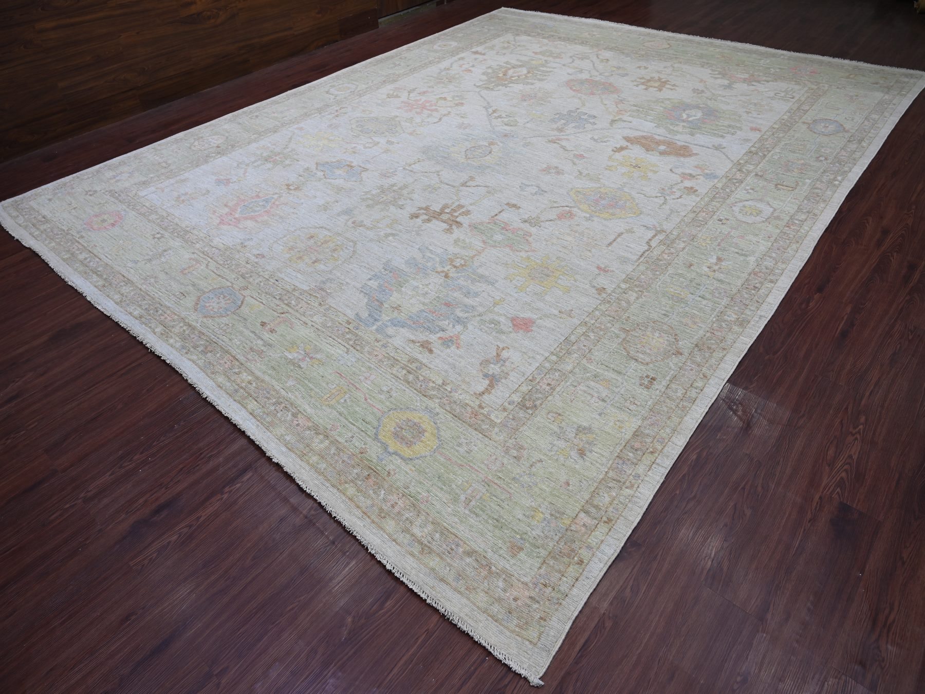 11'8"x15' Light Gray, Afghan Angora Oushak with All Over Leaf Design, 100% Wool, Hand Knotted, Vegetable Dyes, XL, Oversized, Oriental Rug HR22235 - Image 3