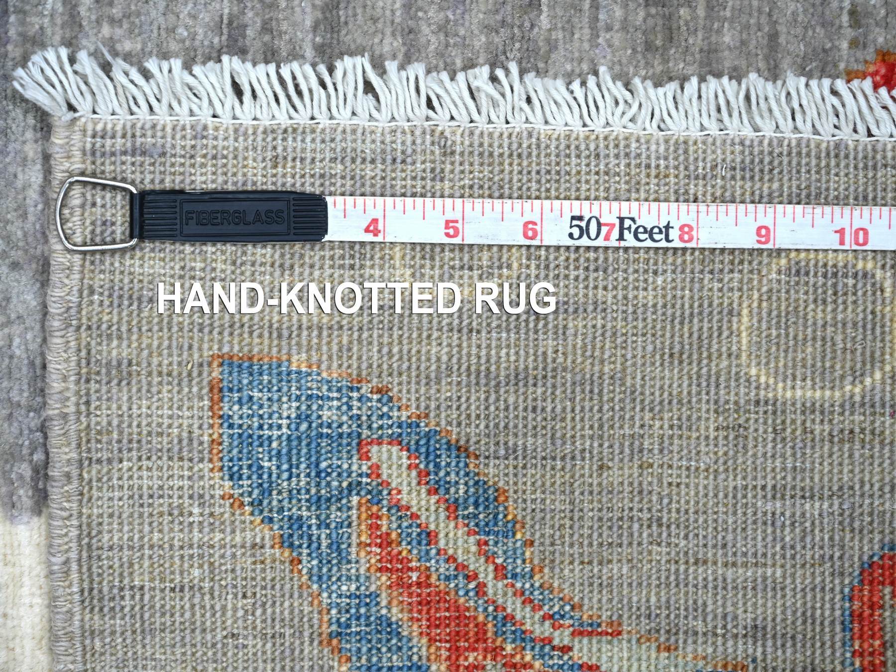 5'x6'9" Misty Gray, Afghan Peshawar with Colorful Oceanic Fish Design, Soft and Velvety Wool, Hand Knotted, Oriental Rug HR22243 - Image 6