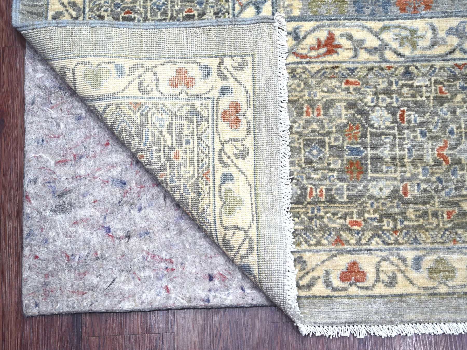 9'9"x14' Misty Gray, 14th Century Mamluk Dynasty Pattern with Star Medallion Design, Hand Knotted, High Mountain Wool, Natural Dyes, Oriental Rug HR22362 - Image 4