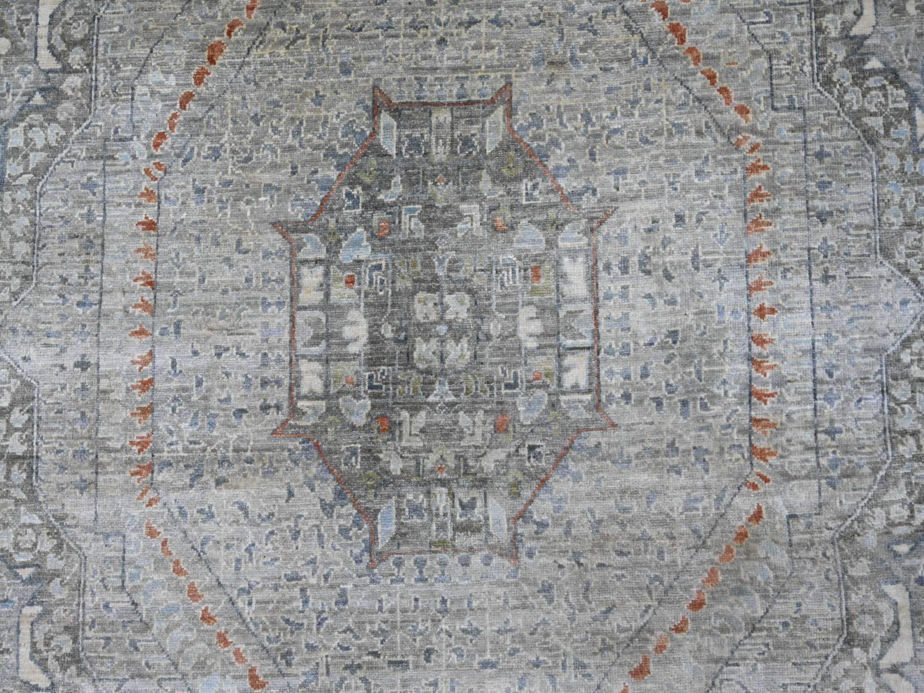 9'9"x14' Misty Gray, 14th Century Mamluk Dynasty Pattern with Star Medallion Design, Hand Knotted, High Mountain Wool, Natural Dyes, Oriental Rug HR22362 - Image 8