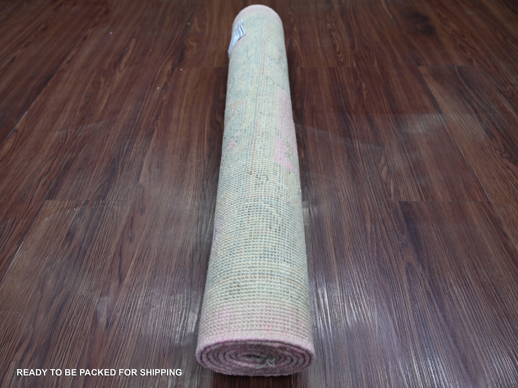 2'8"x6' Bubblegum Pink, Afghan Angora Oushak with Large Leaf Design, Hand Knotted, 100% Wool, Vegetable Dyes, Runner, Oriental Rug HR22386 - Image 4