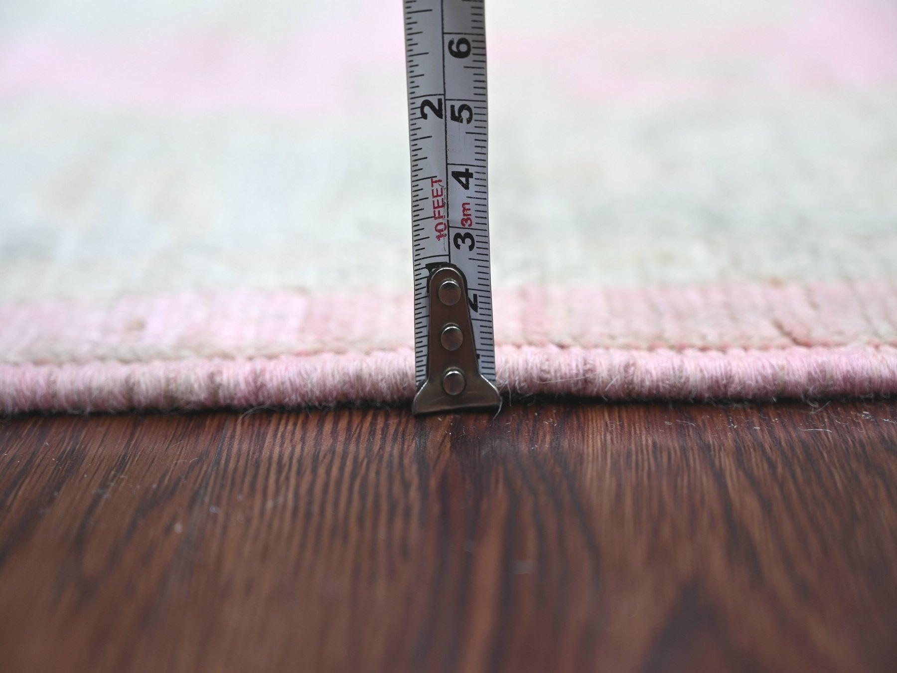 2'8"x6' Bubblegum Pink, Afghan Angora Oushak with Large Leaf Design, Hand Knotted, 100% Wool, Vegetable Dyes, Runner, Oriental Rug HR22386 - Image 5
