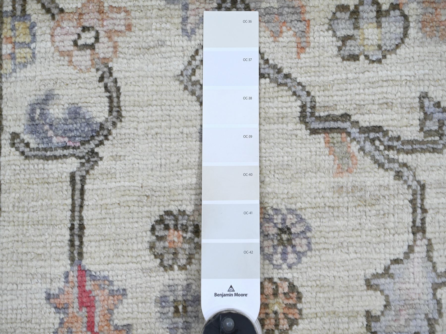 2'8"x13'8" Chiffon White, Afghan Angora Oushak with All Over Leaf Design, Hand Knotted, 100% Wool, Vegetable Dyes, Runner, Oriental Rug HR22393 - Image 3