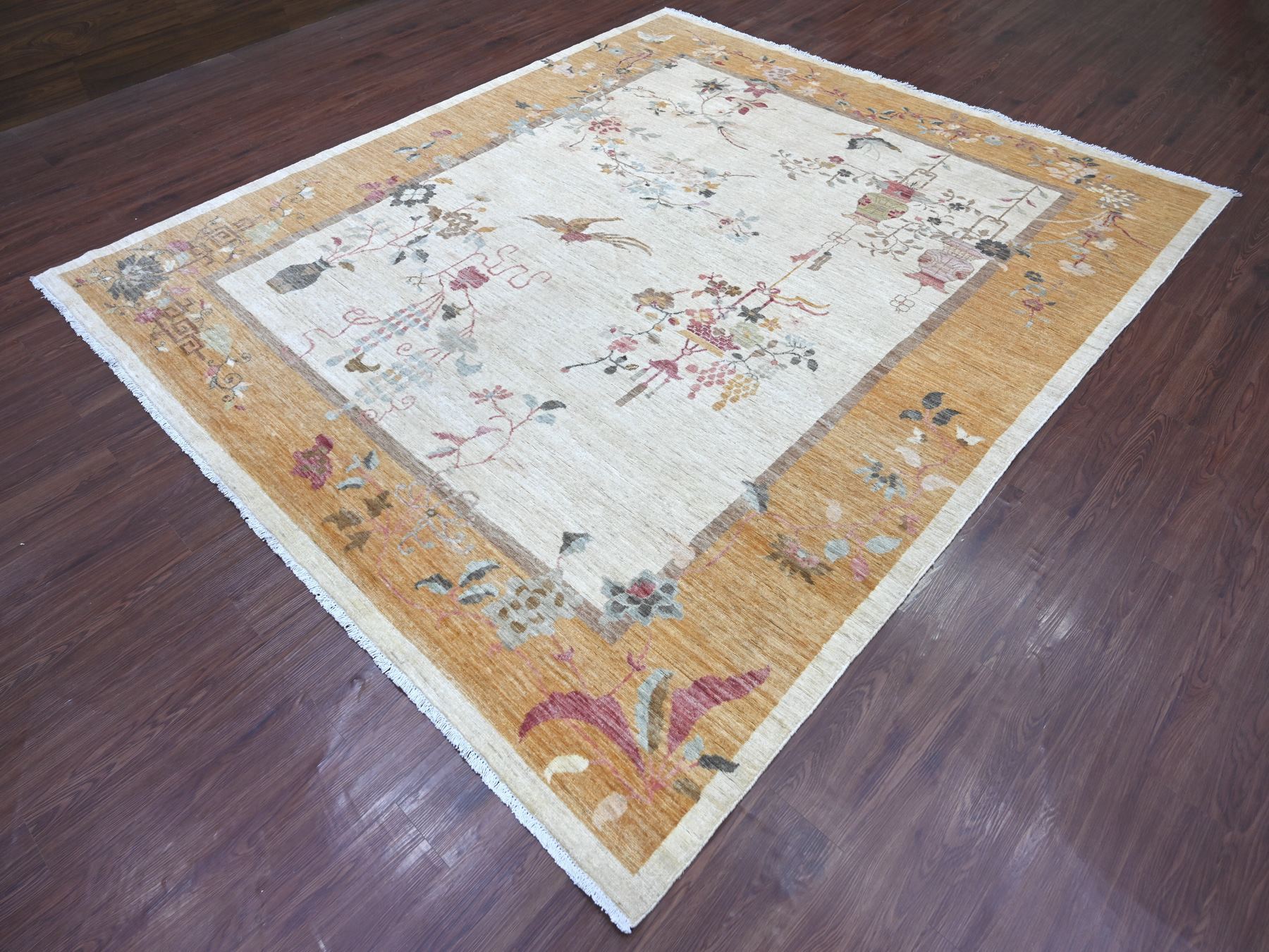 8'2"x9'3" Daisy White, Chinese Art Deco Inspired Peshawar, Vegetable Dyes, Hand Knotted, Soft and Shiny Wool, Oriental Rug HR22623 - Image 3