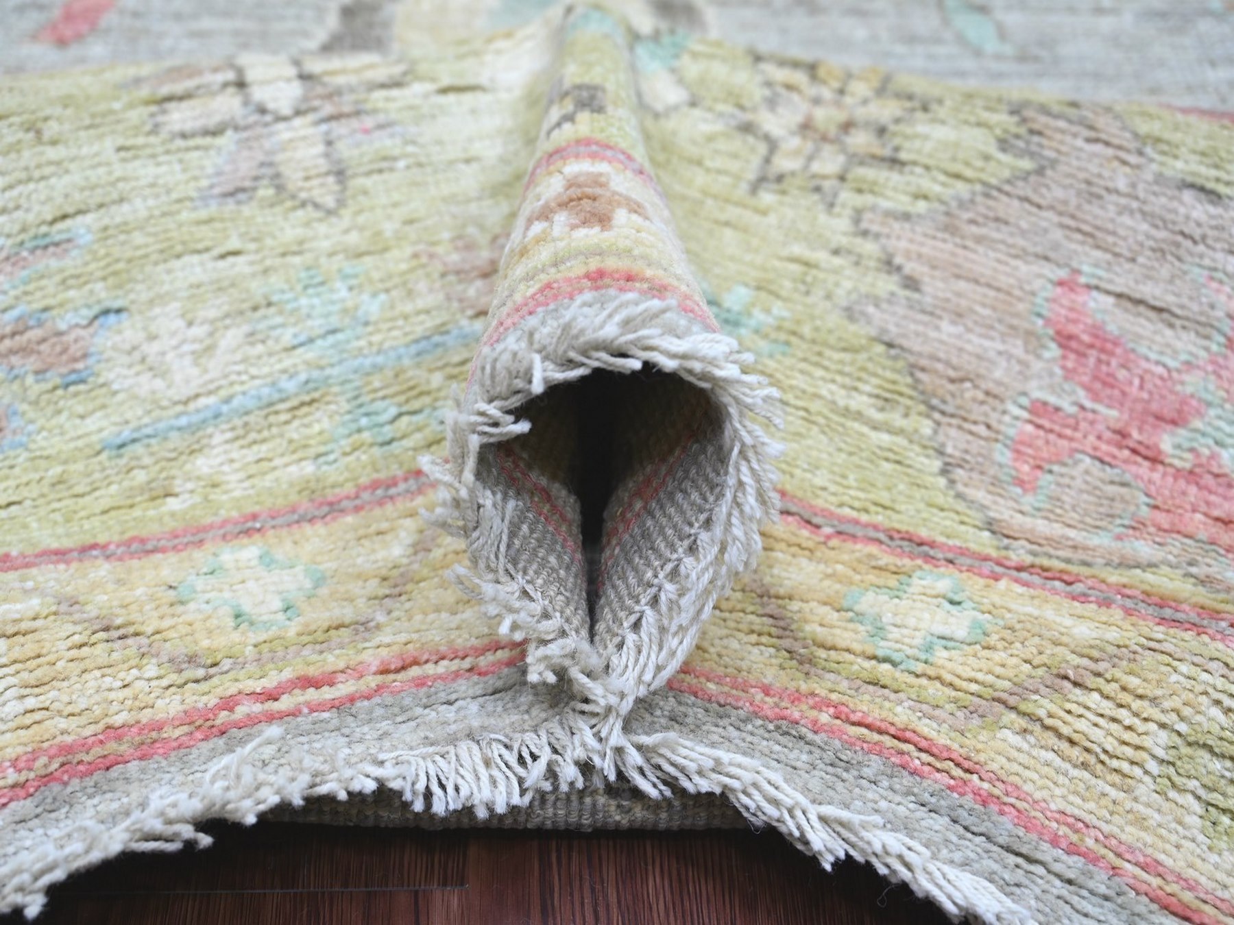 10'x13'7" Misty Gray, Afghan Angora Oushak with Geometric Leaf Design, Hand Knotted, 100% Wool, Vegetable Dyes, Oriental Rug HR22632 - Image 5