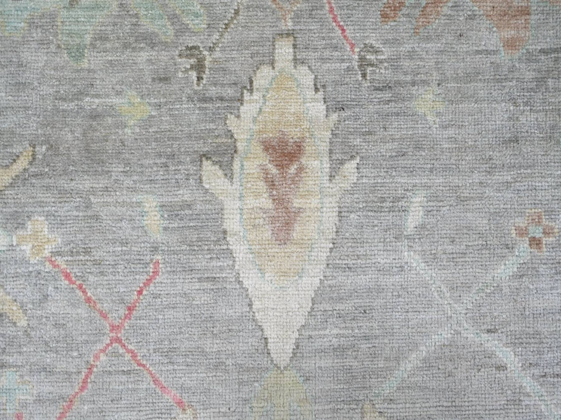 10'x13'7" Misty Gray, Afghan Angora Oushak with Geometric Leaf Design, Hand Knotted, 100% Wool, Vegetable Dyes, Oriental Rug HR22632 - Image 8