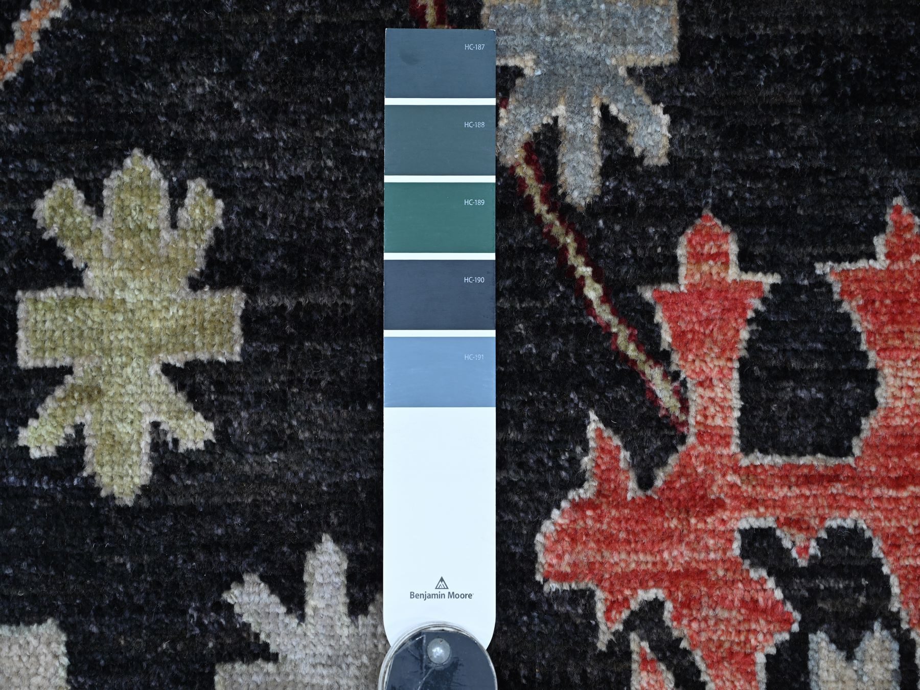9'1"x11'7" Charcoal Black, Hand Knotted, Afghan Angora Oushak with Colorful Leaf Design, 100% Wool, Vegetable Dyes, Oriental Rug HR22685 - Image 7