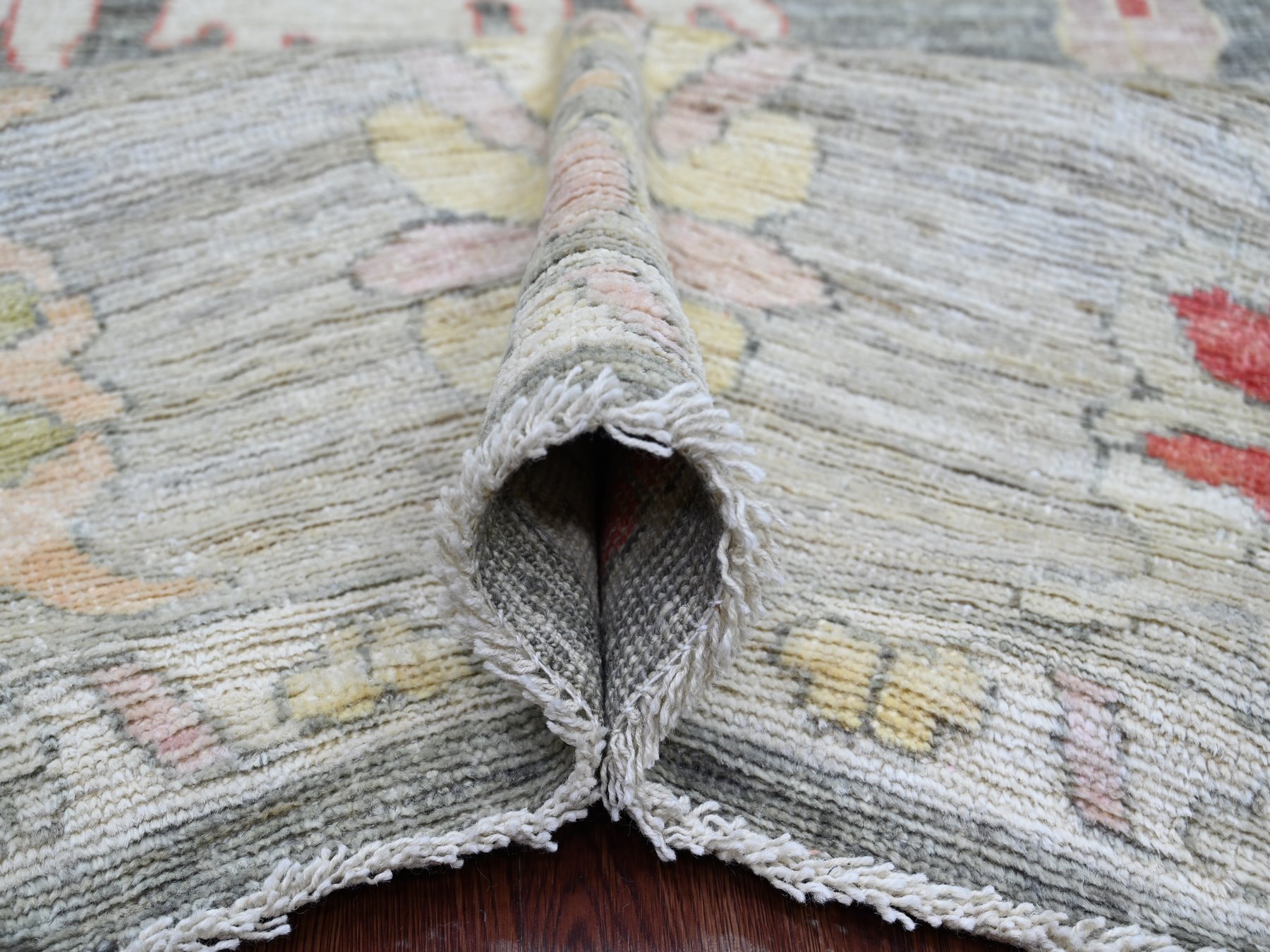 9'1"x12' Charcoal Gray, Afghan Angora Oushak with Large Leaf Design, Hand Knotted, 100% Wool, Vegetable Dyes, Oriental Rug HR22704 - Image 5