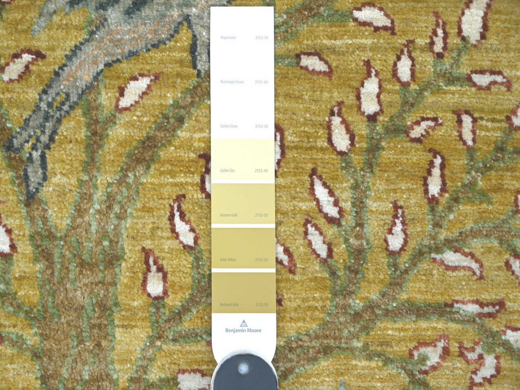 5'1"x5'1" Golden Yellow, Afghan Peshawar with Birds of Paradise Design, Hand Knotted, Soft and Velvety Wool, Vegetable Dyes, Round, Oriental Rug HR22782 - Image 3