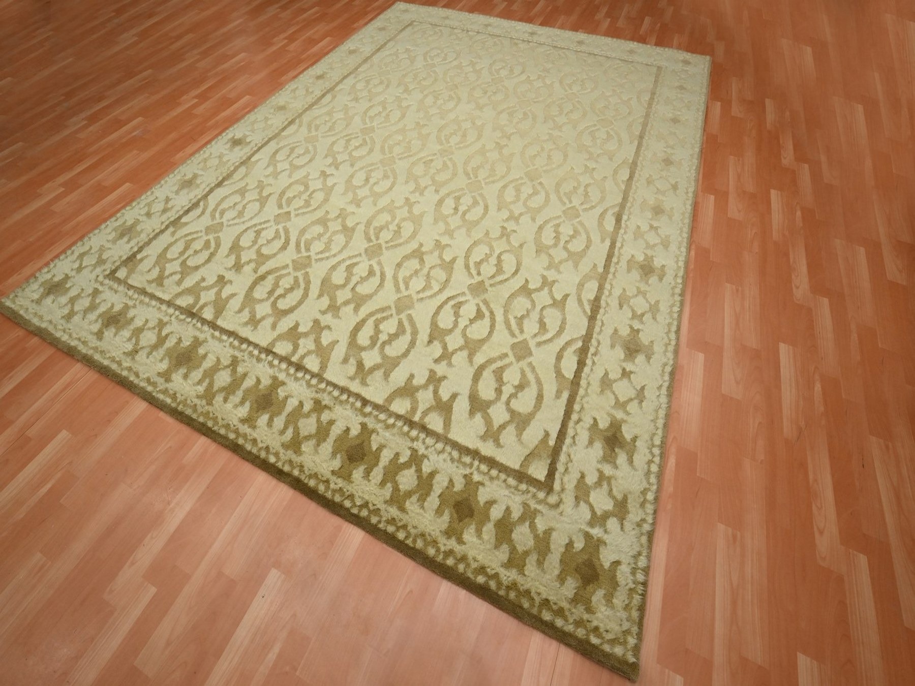 9'3"x12'3" Boulder Ivory, Fleur-de-lis Design Influence, Textured Pile, Hi and Low, Natural Undyed Wool, Plush, Denser Weave, Hand Knotted, Oriental Rug HR75871 - Image 3