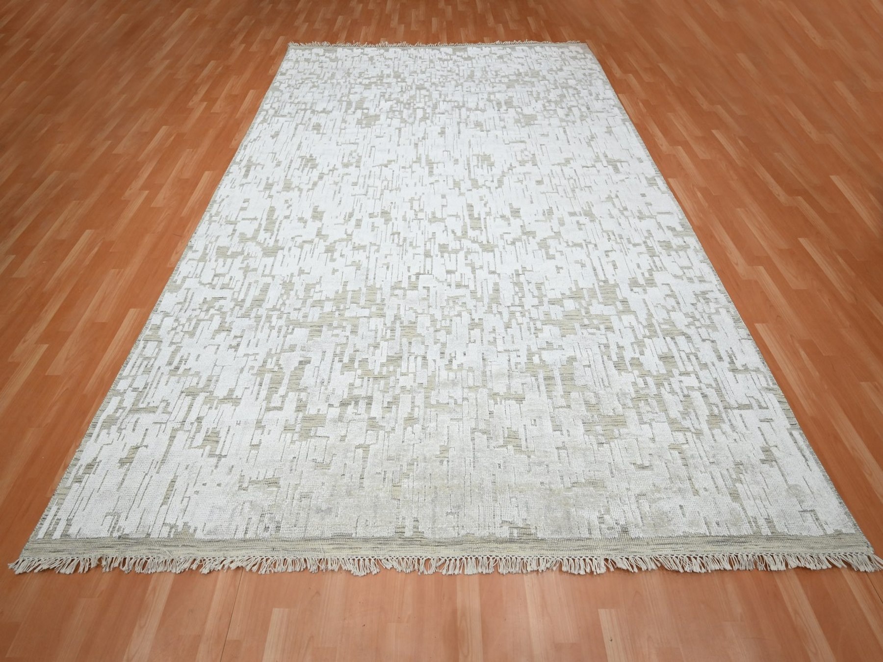 9'x12'2" Alabaster White, Pure Silk, Textured, Tone on Tone, Modern, Hand Knotted, Oriental Rug HR75875 - Image 2