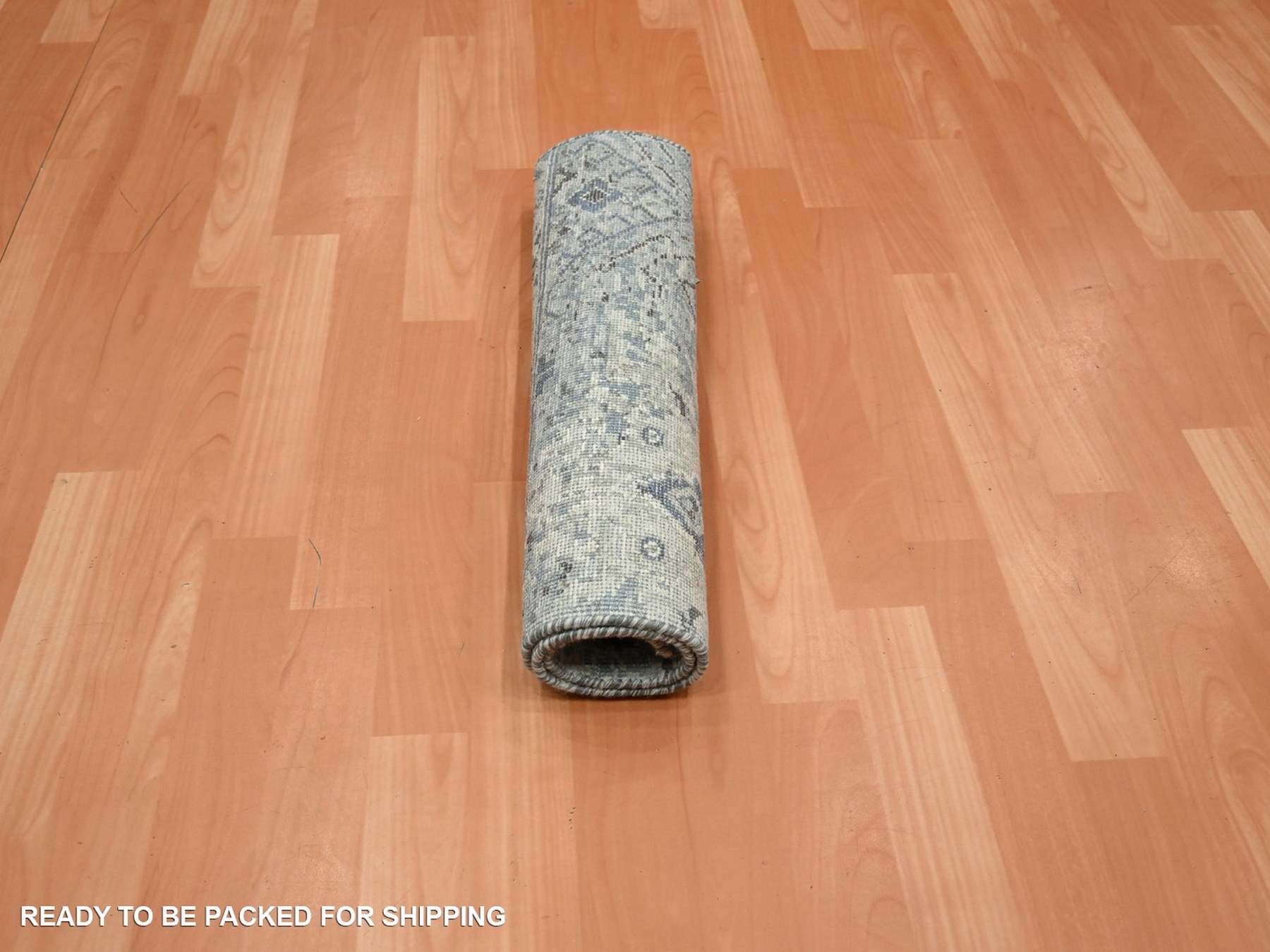 2'x3' Ivory and Blue, Oushak, Distressed, Pure Silk with Textured Wool, Hand Knotted, Mat, Sample, Oriental Rug HR75880 - Image 5