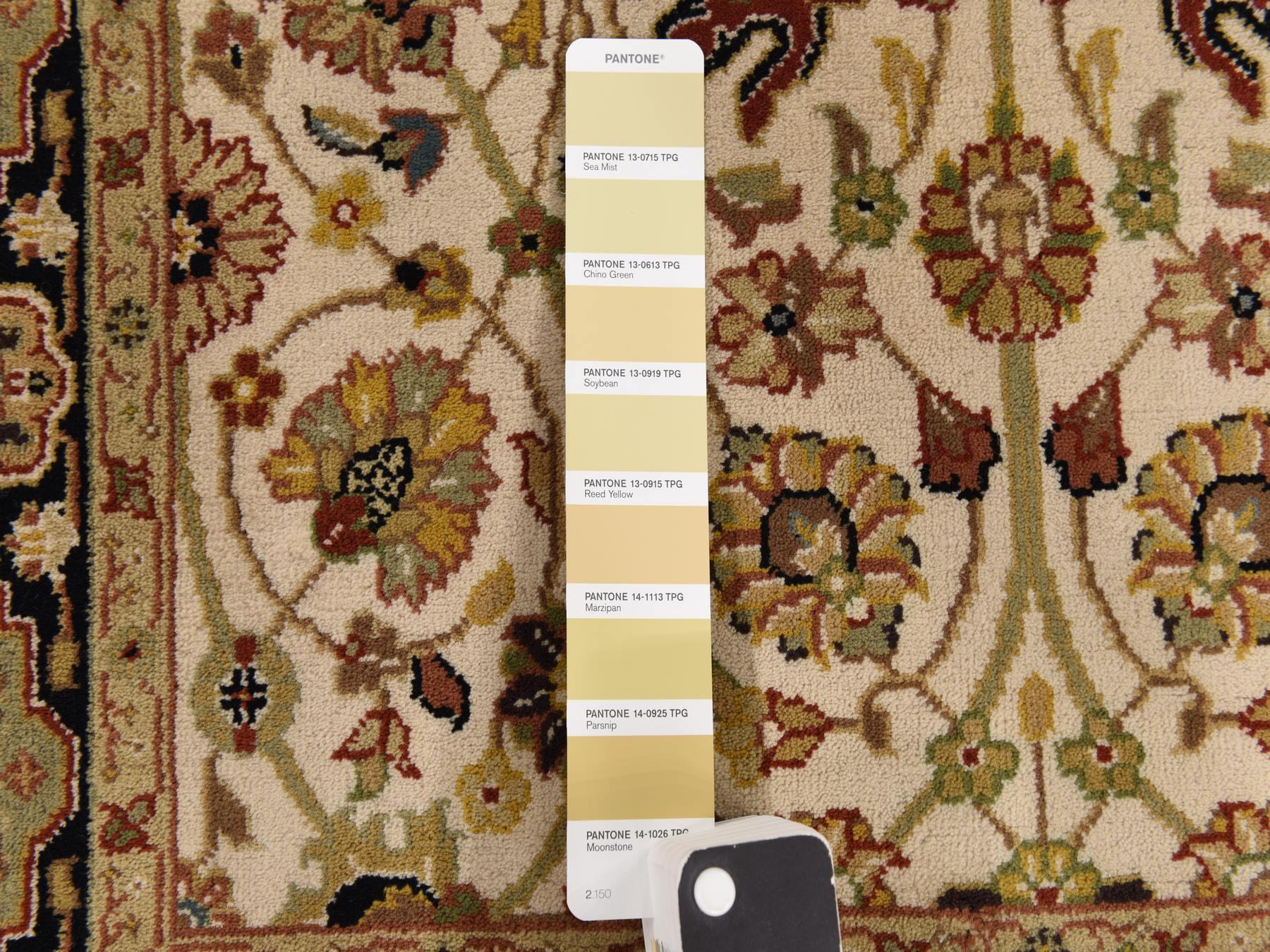 2'8"x6'1" Chiffon White, Hand Knotted, 300 KPSI, Hand Spun New Zealand Luxurious Wool, Persian Tabriz Vase Design, Runner, Oriental Rug HR78363 - Image 3