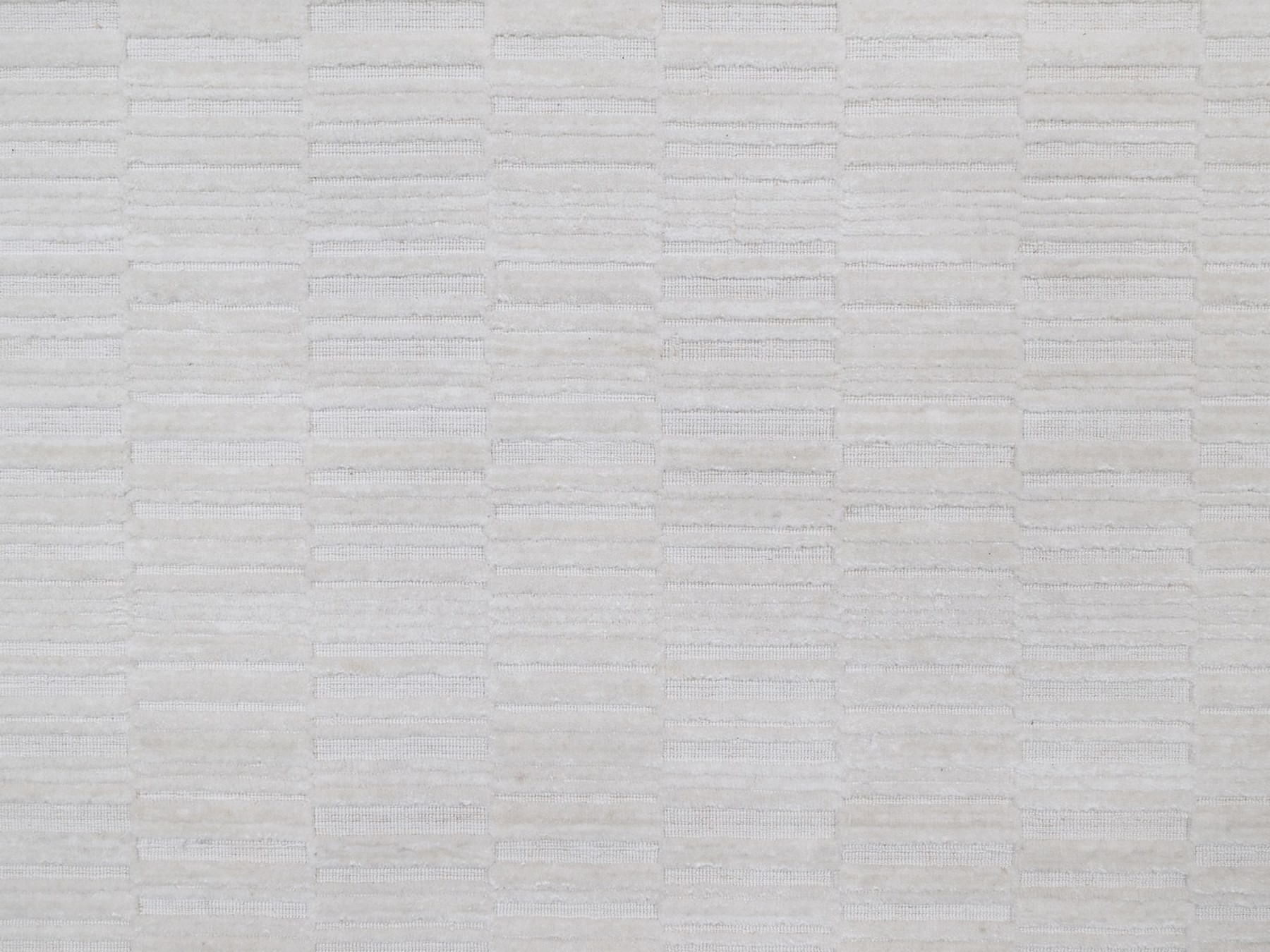 10'x14' Daisy White, Pure Wool, Plain Modern Striae Design, Tone on Tone, Soft to the Touch, Hand Loomed, Oriental Rug HR92228 - Image 8
