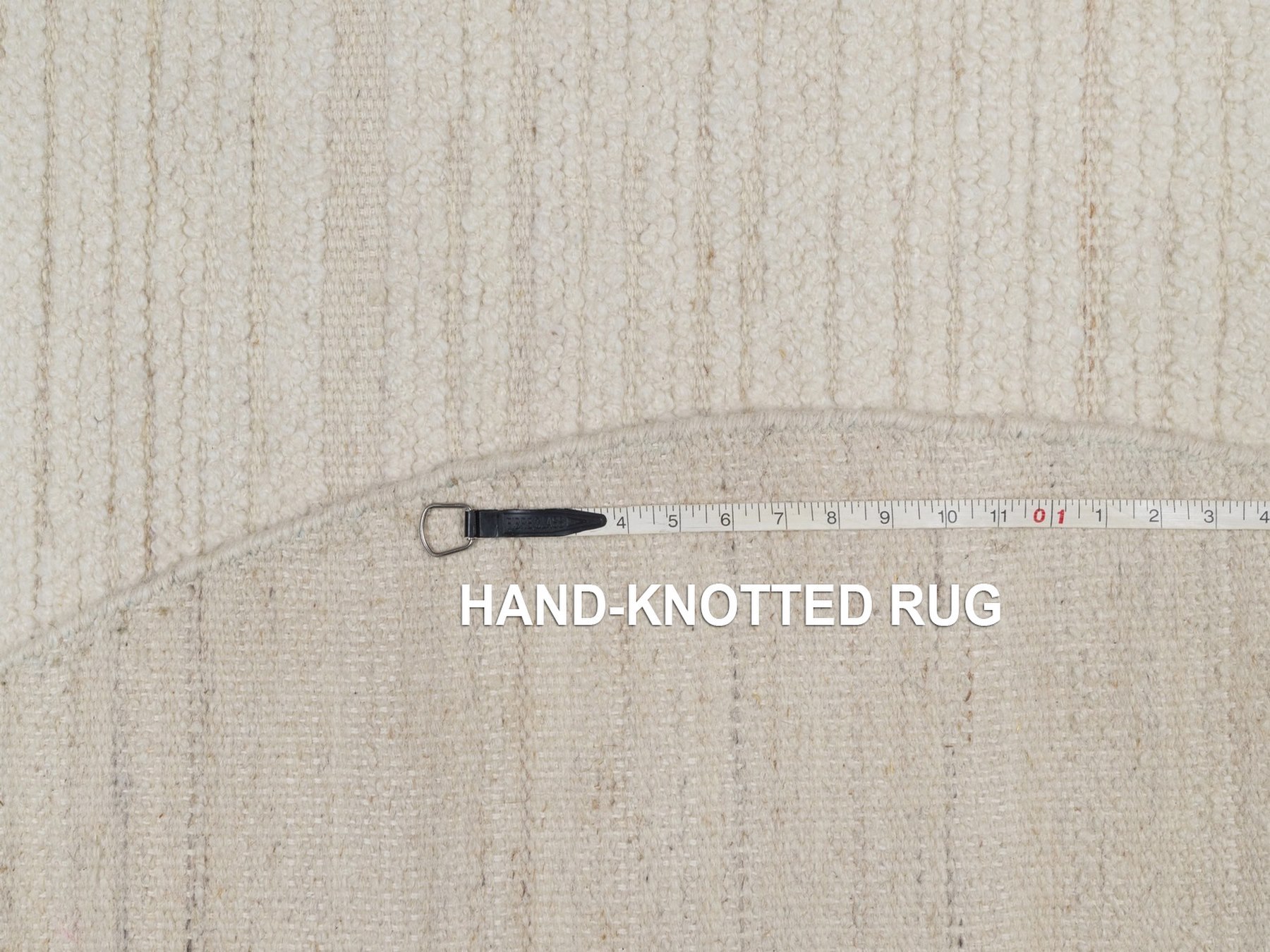 6'x6' Lace White, Hand Knotted, Modern, Piled Flat Weave, Tone on Tone, Textured, Undyed Natural Wool, Round, Oriental Rug HR92277 - Image 8